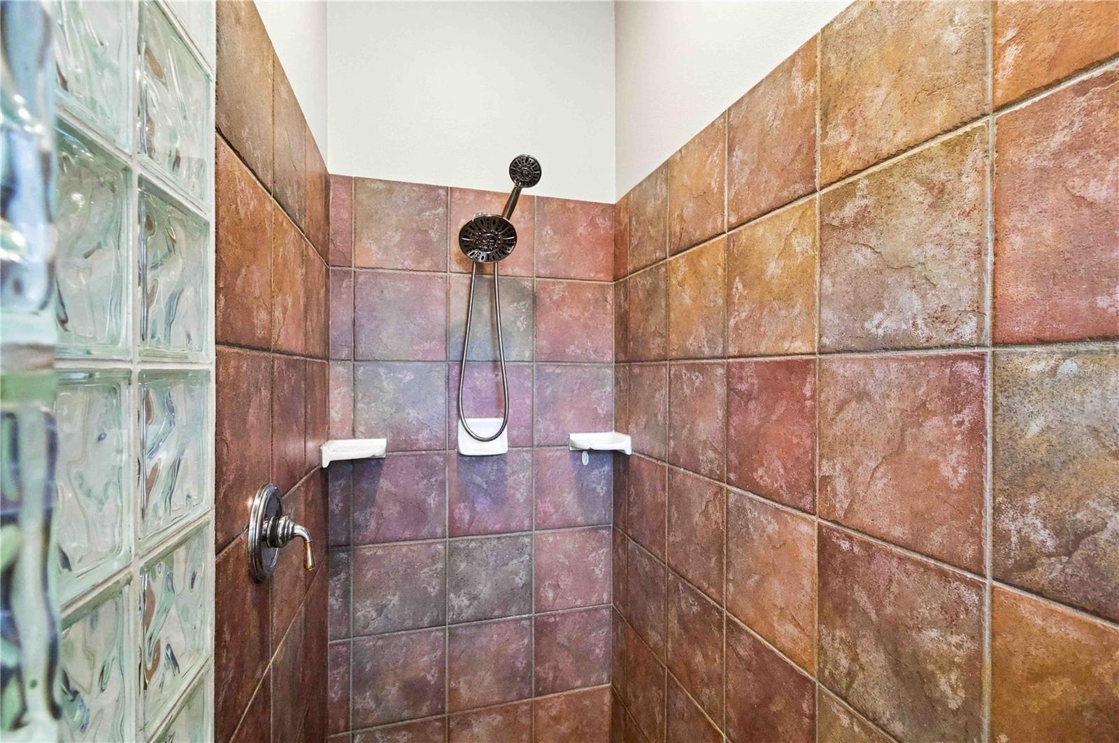 6274 AVENTURA DRIVE, Sarasota, FL 34241
