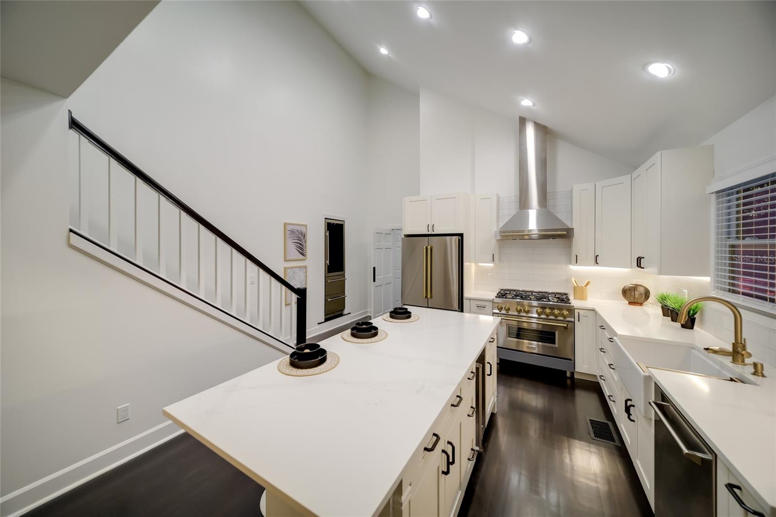 Vaulted Ceilings in the kitchen.