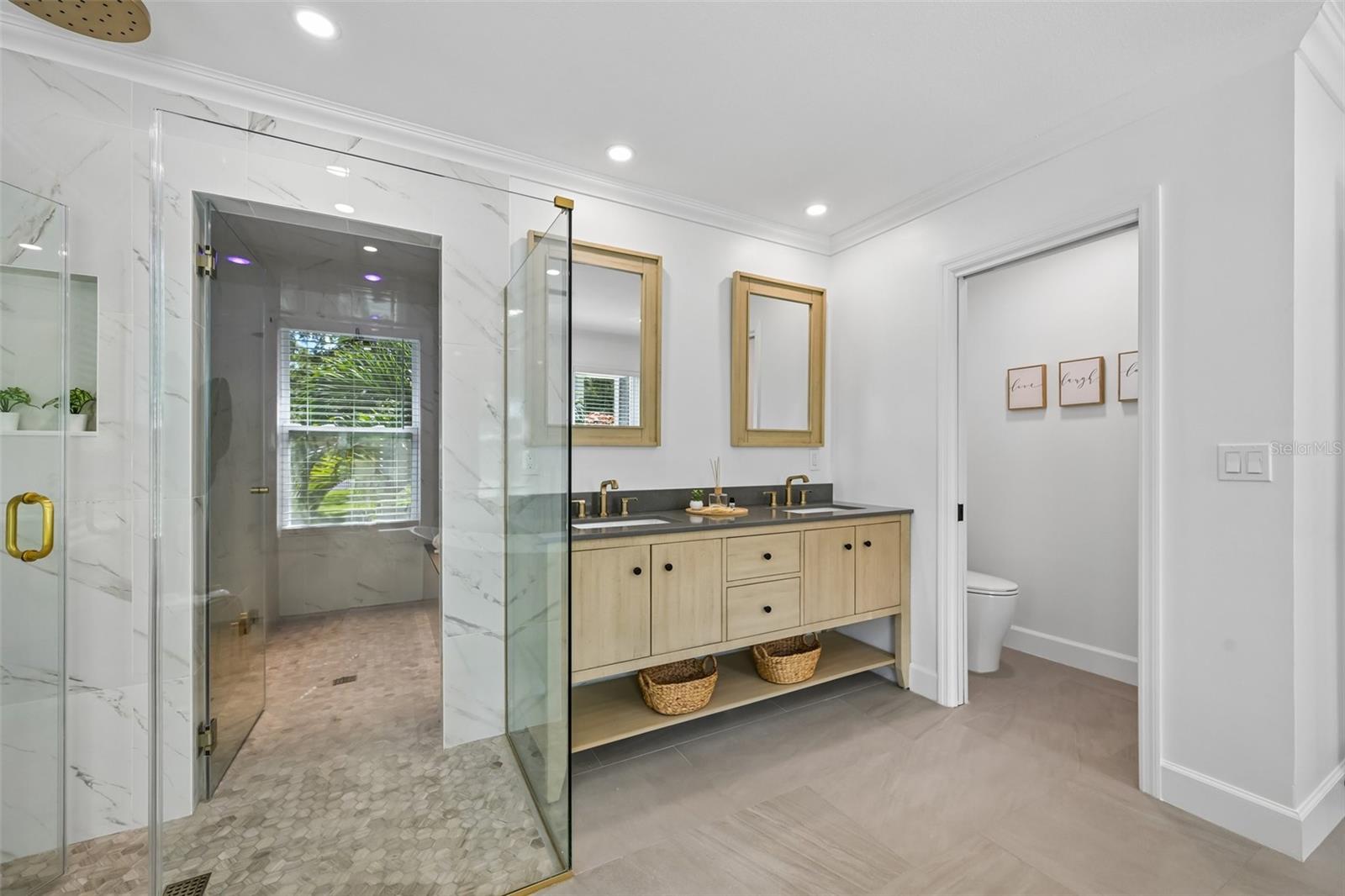 This is the ultimate luxury ensuite bathroom.
