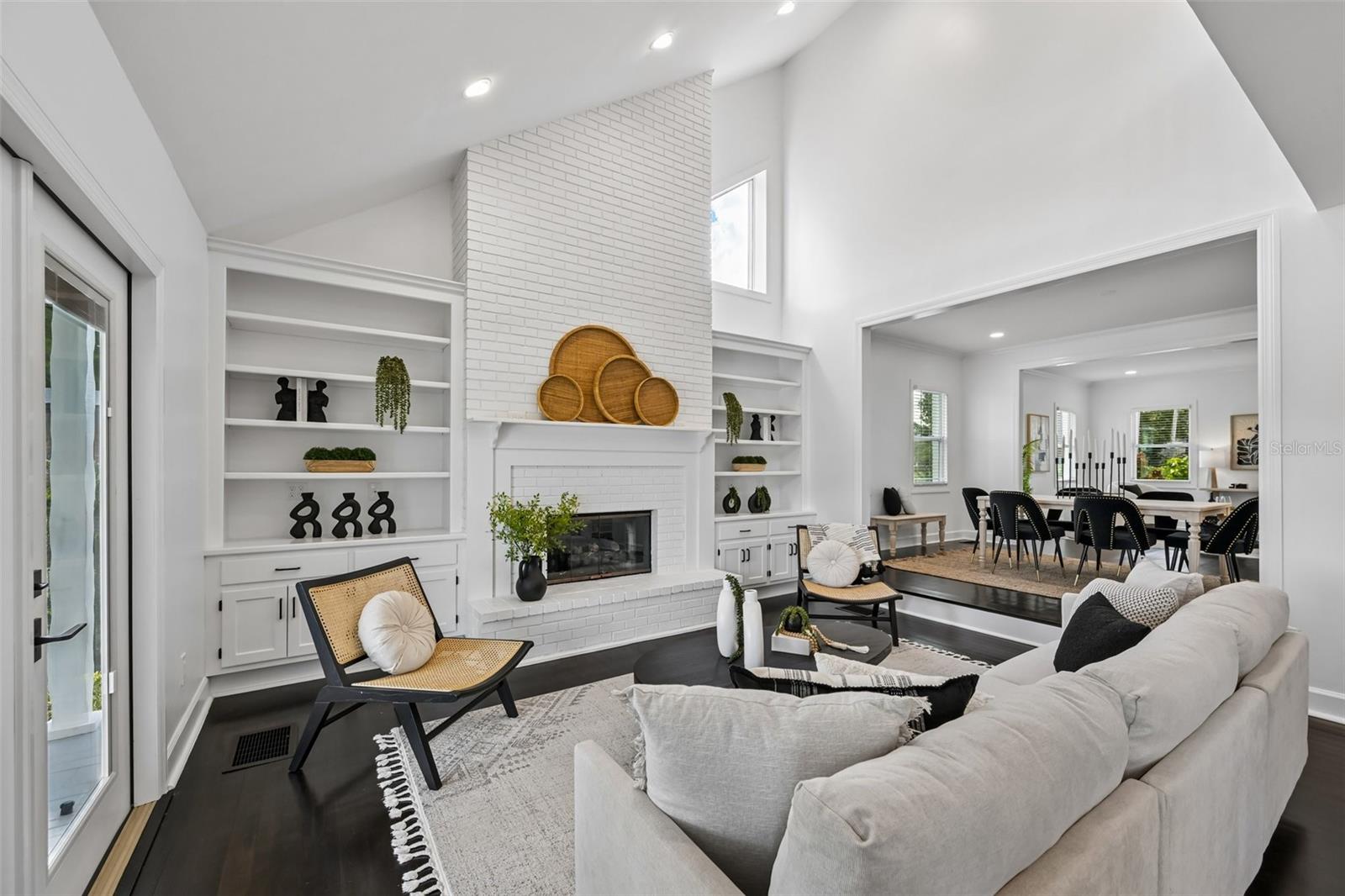 Spacious family room. Spacious family room.