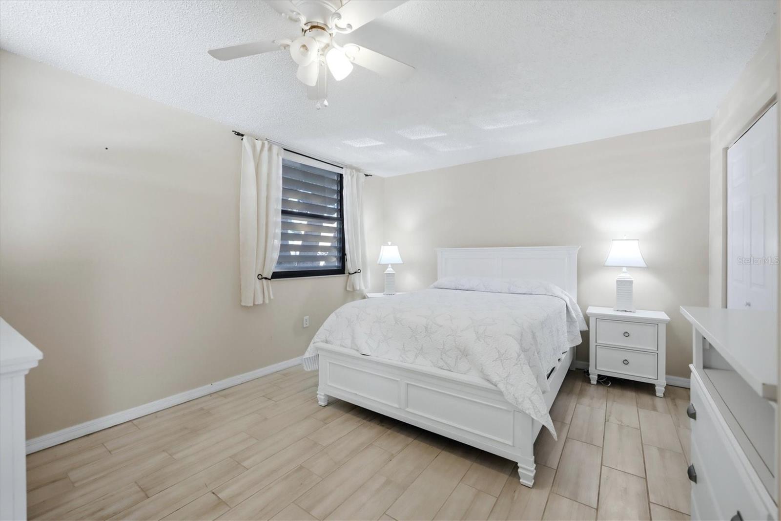 753 OAKVIEW DRIVE, Bradenton, FL 34210