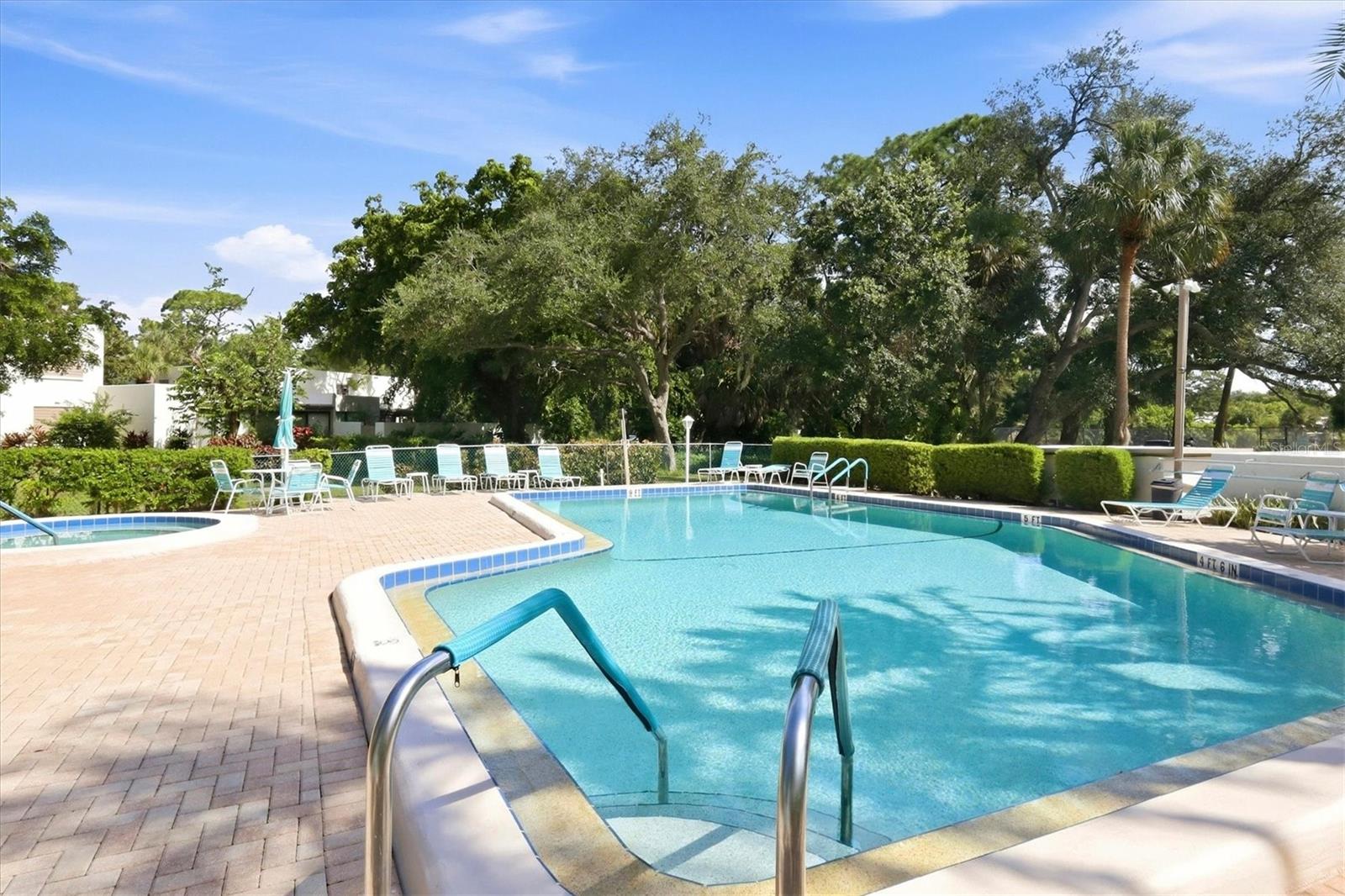 753 OAKVIEW DRIVE, Bradenton, FL 34210