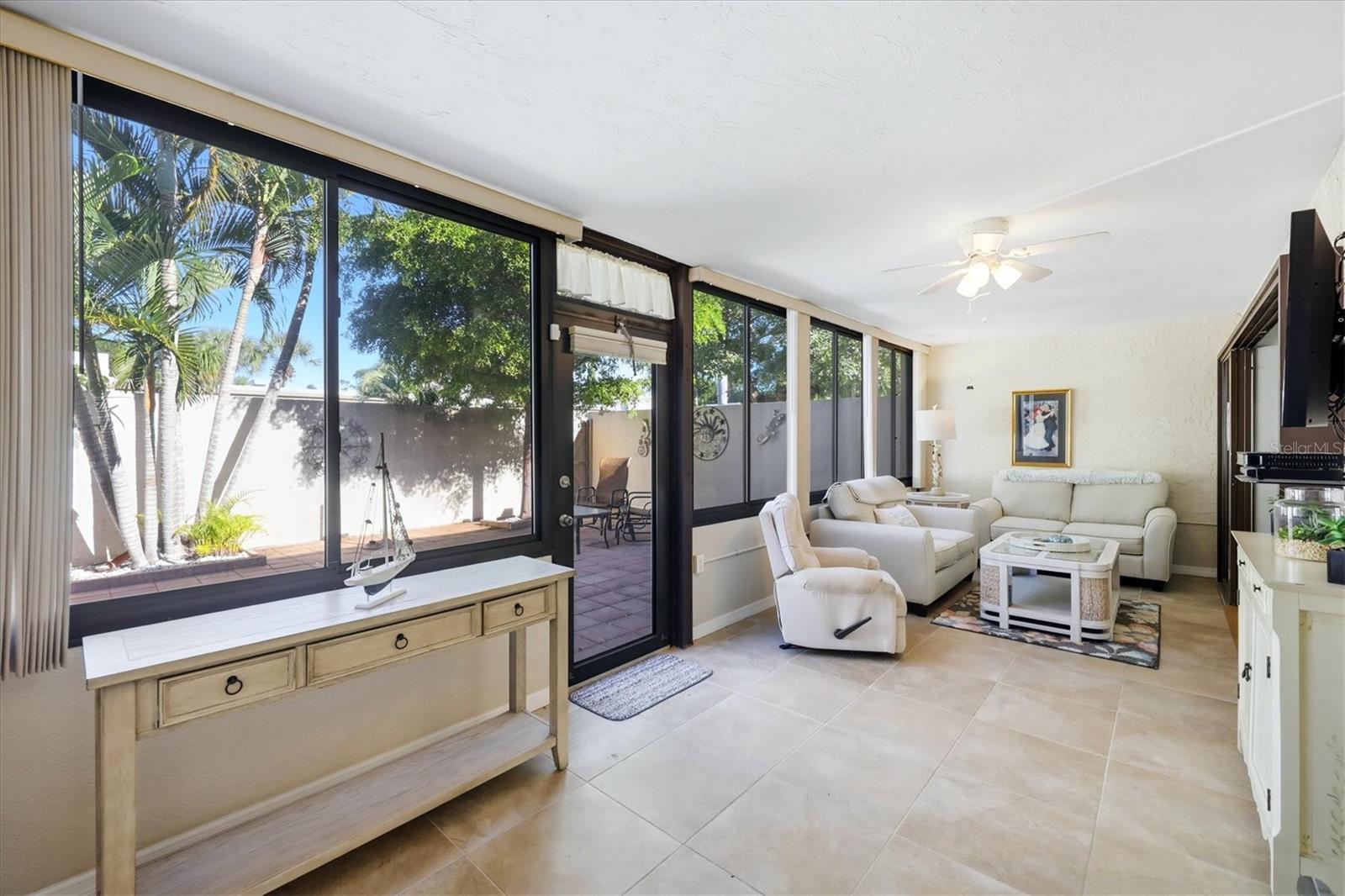 753 OAKVIEW DRIVE, Bradenton, FL 34210
