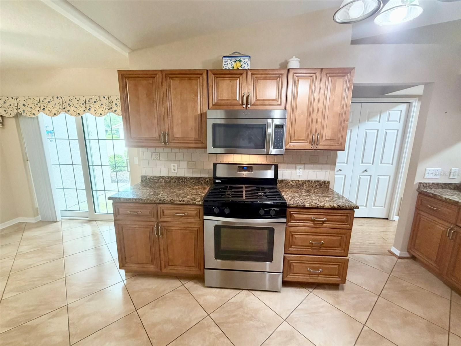 4621 HIDDEN VIEW PLACE, #27, Sarasota, FL 34235