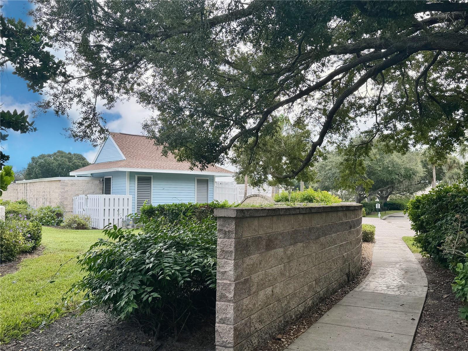 4621 HIDDEN VIEW PLACE, #27, Sarasota, FL 34235