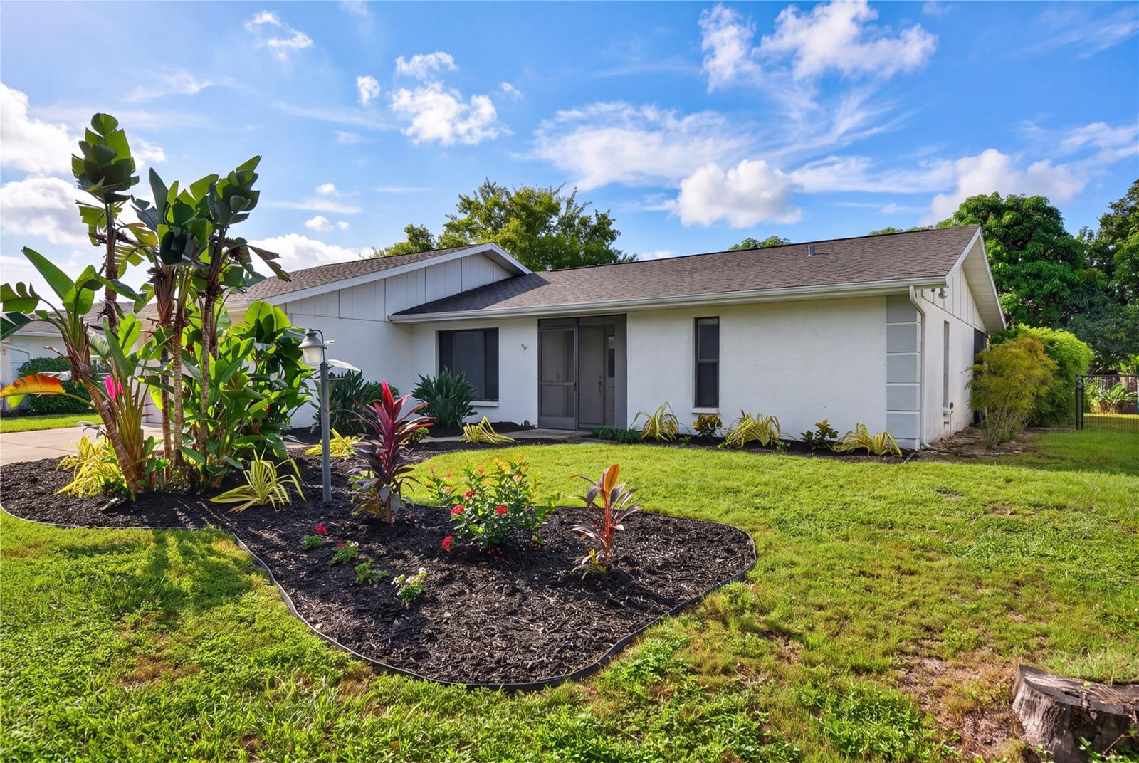 2014 COUNTRY MEADOWS LANE, Sarasota, FL 34235