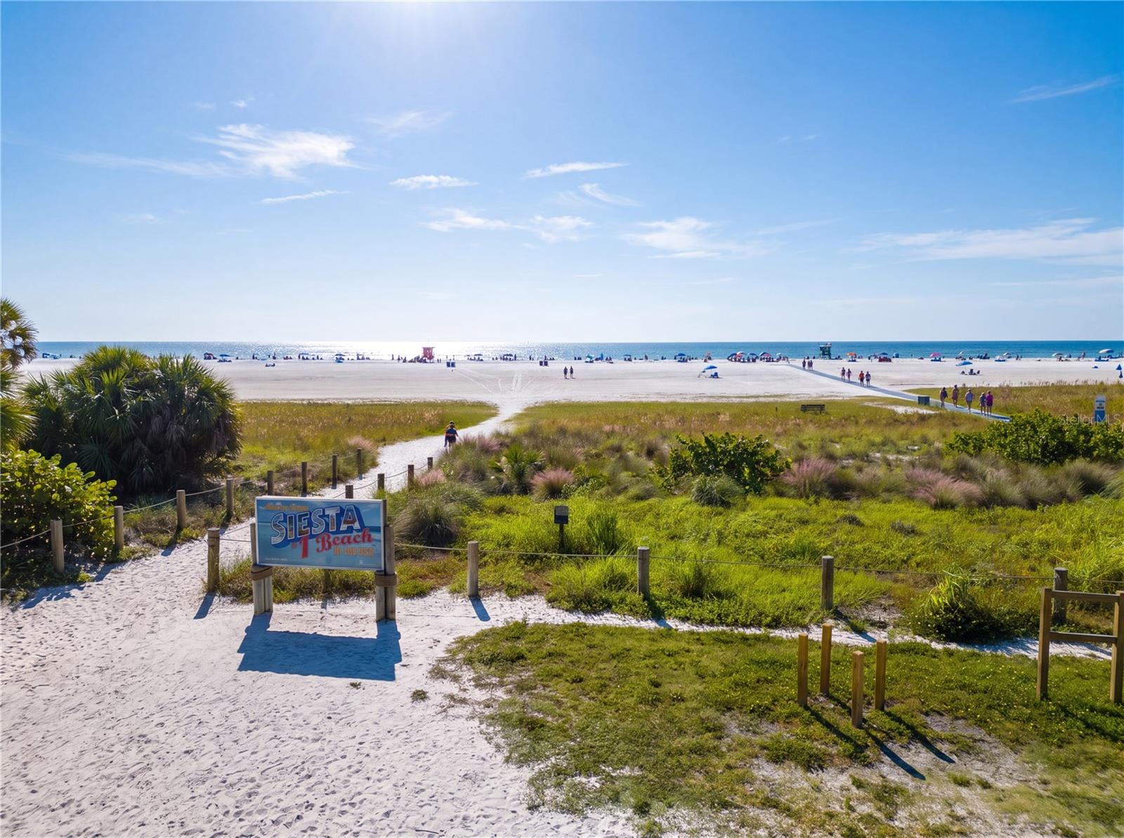 2014 COUNTRY MEADOWS LANE, Sarasota, FL 34235