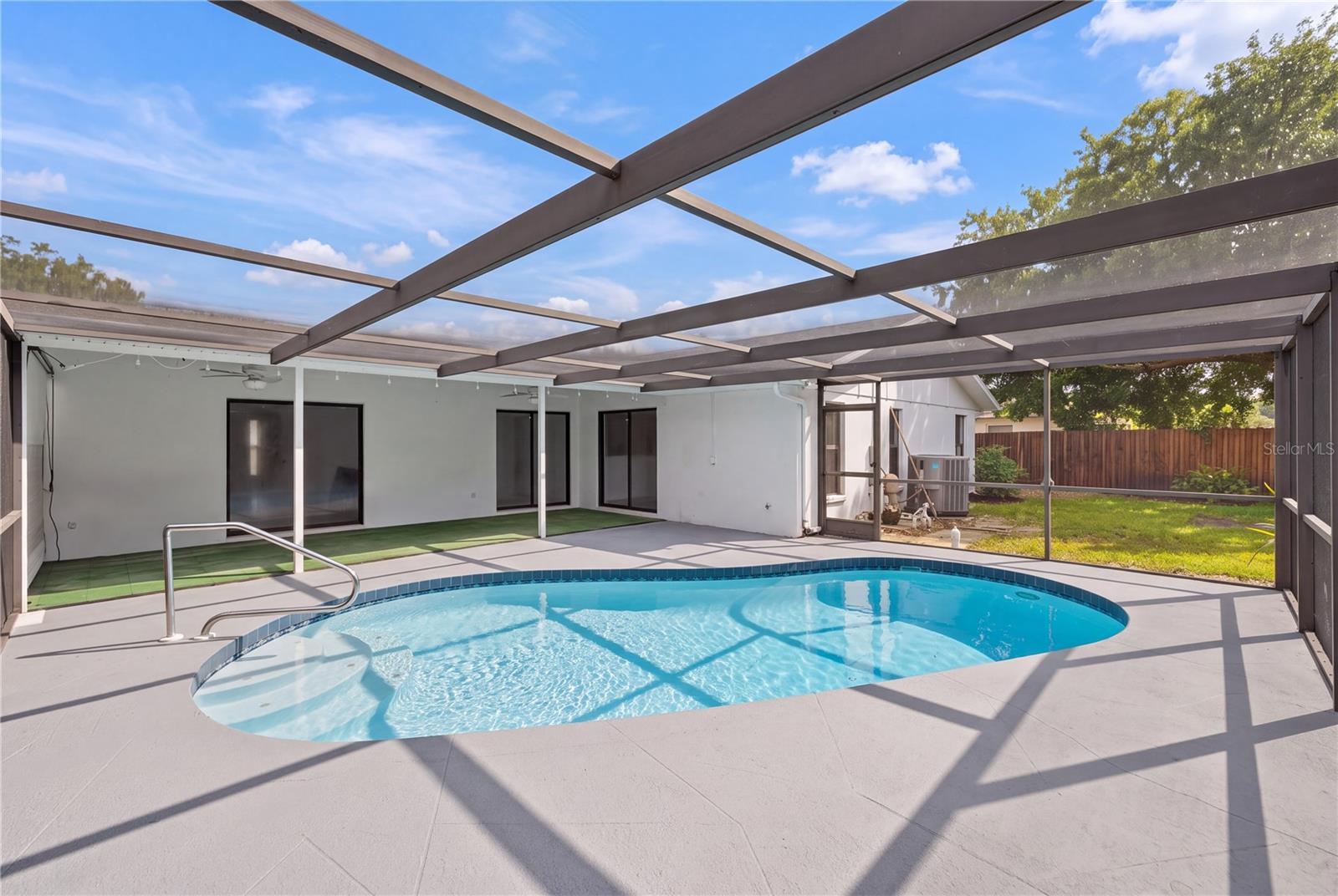 2014 COUNTRY MEADOWS LANE, Sarasota, FL 34235
