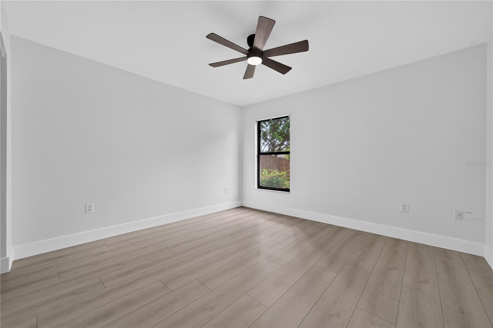 2014 COUNTRY MEADOWS LANE, Sarasota, FL 34235