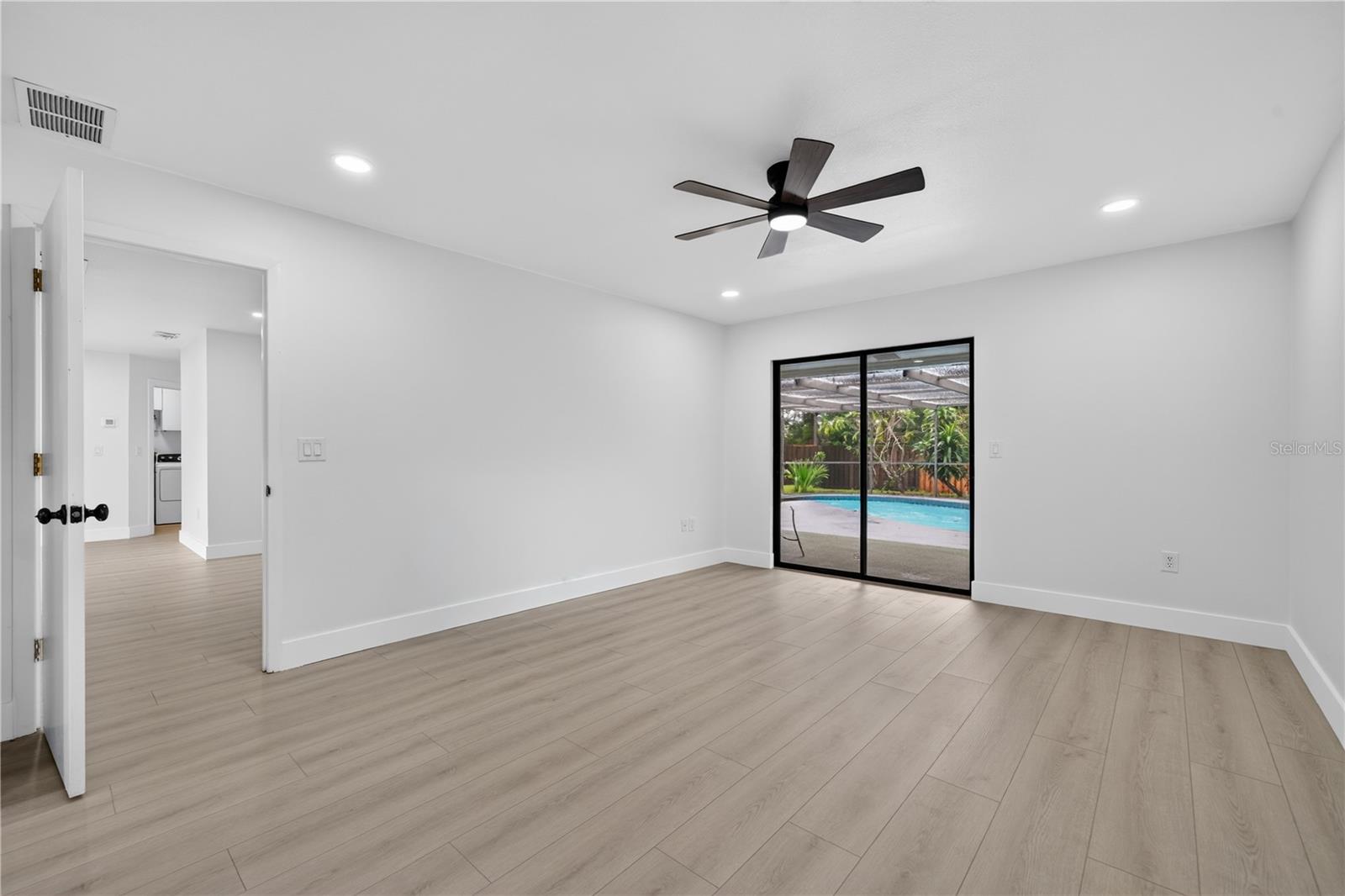 2014 COUNTRY MEADOWS LANE, Sarasota, FL 34235