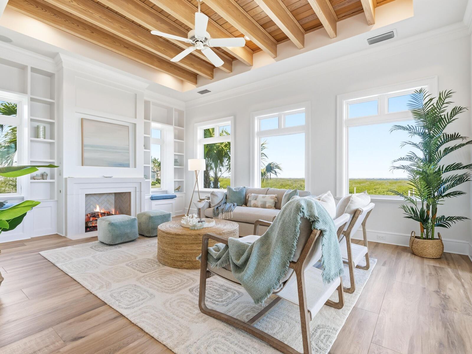 560 HARBOR POINT ROAD, Longboat Key, FL 34228