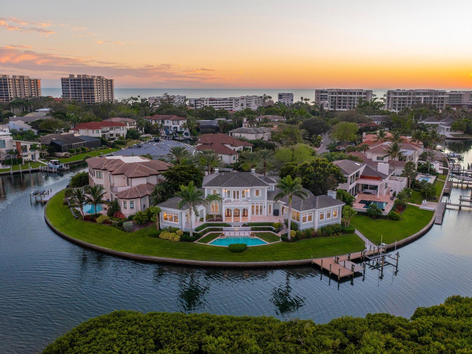 560 HARBOR POINT ROAD, Longboat Key, FL 34228