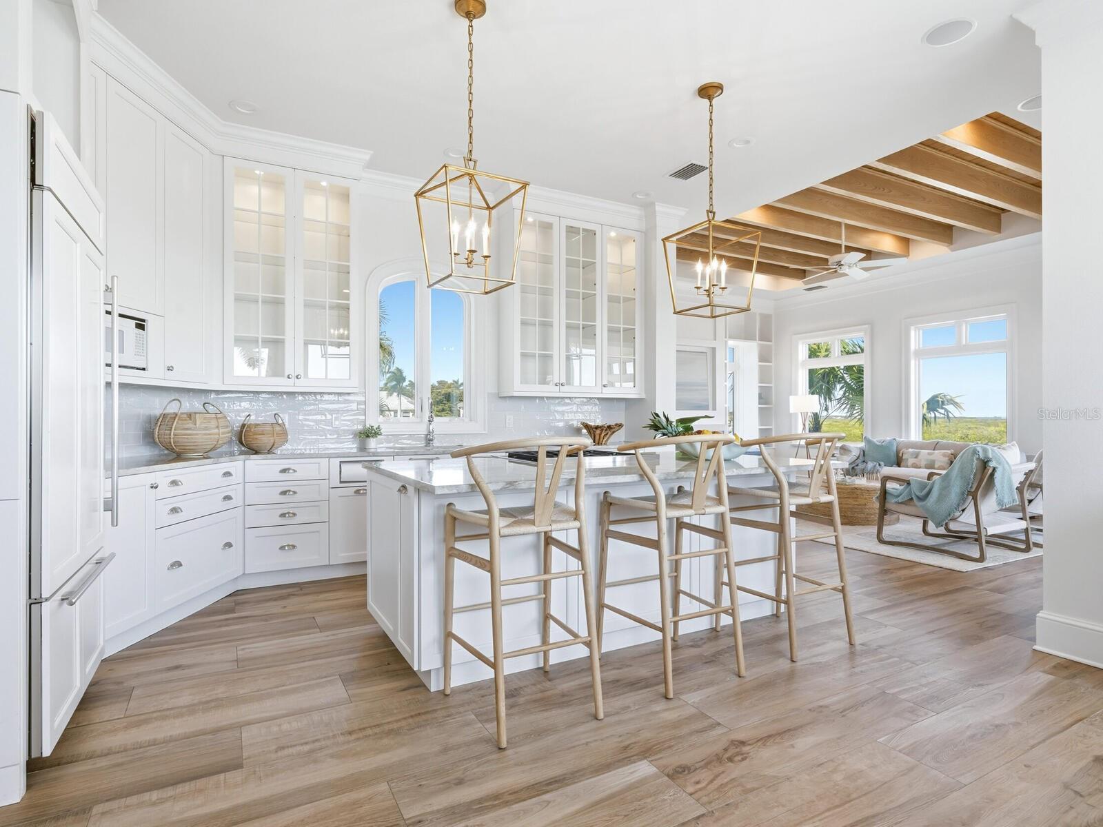 560 HARBOR POINT ROAD, Longboat Key, FL 34228