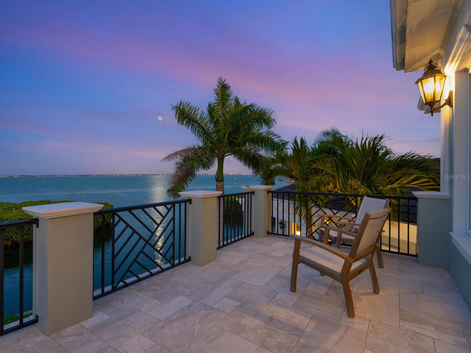 560 HARBOR POINT ROAD, Longboat Key, FL 34228