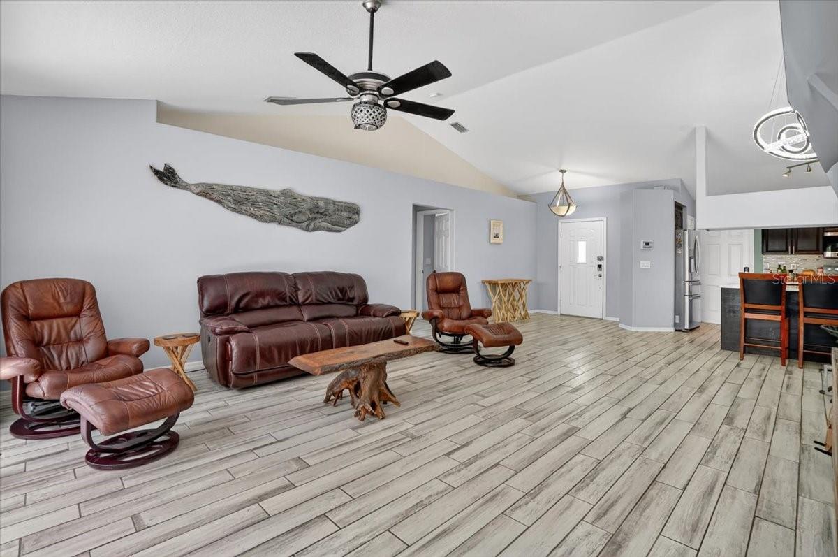 1881 SUMMER WALK CIRCLE, Sarasota, FL 34232 1881 SUMMER WALK CIRCLE, Sarasota, FL 34232