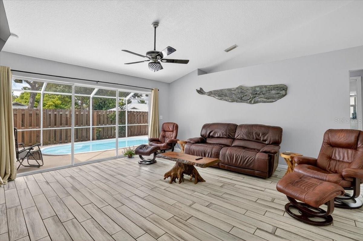 1881 SUMMER WALK CIRCLE, Sarasota, FL 34232 1881 SUMMER WALK CIRCLE, Sarasota, FL 34232
