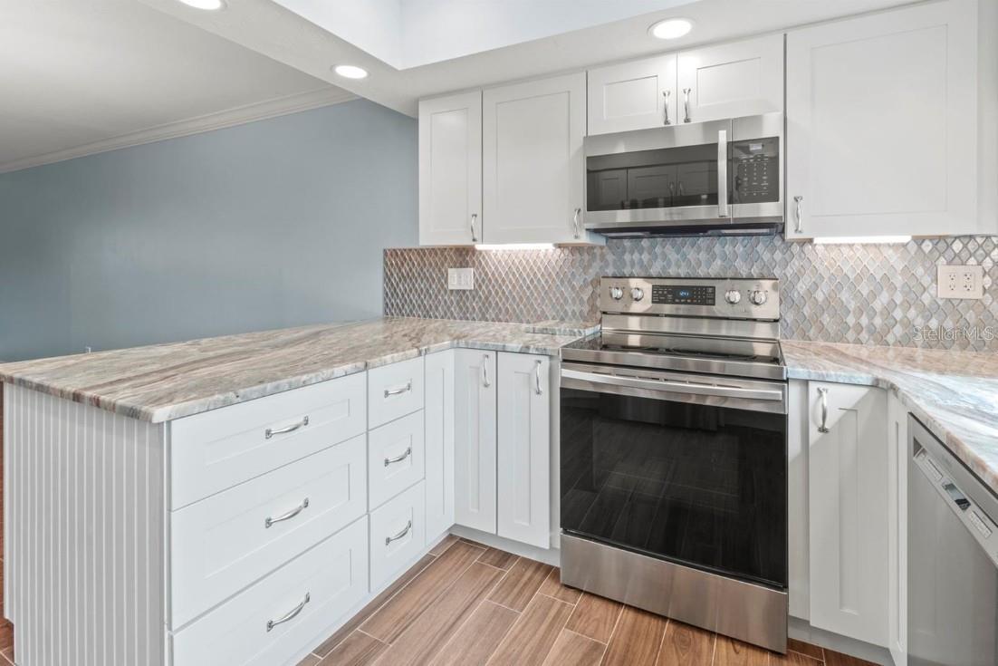 1446 56TH STREET W, #1446, Bradenton, FL 34209