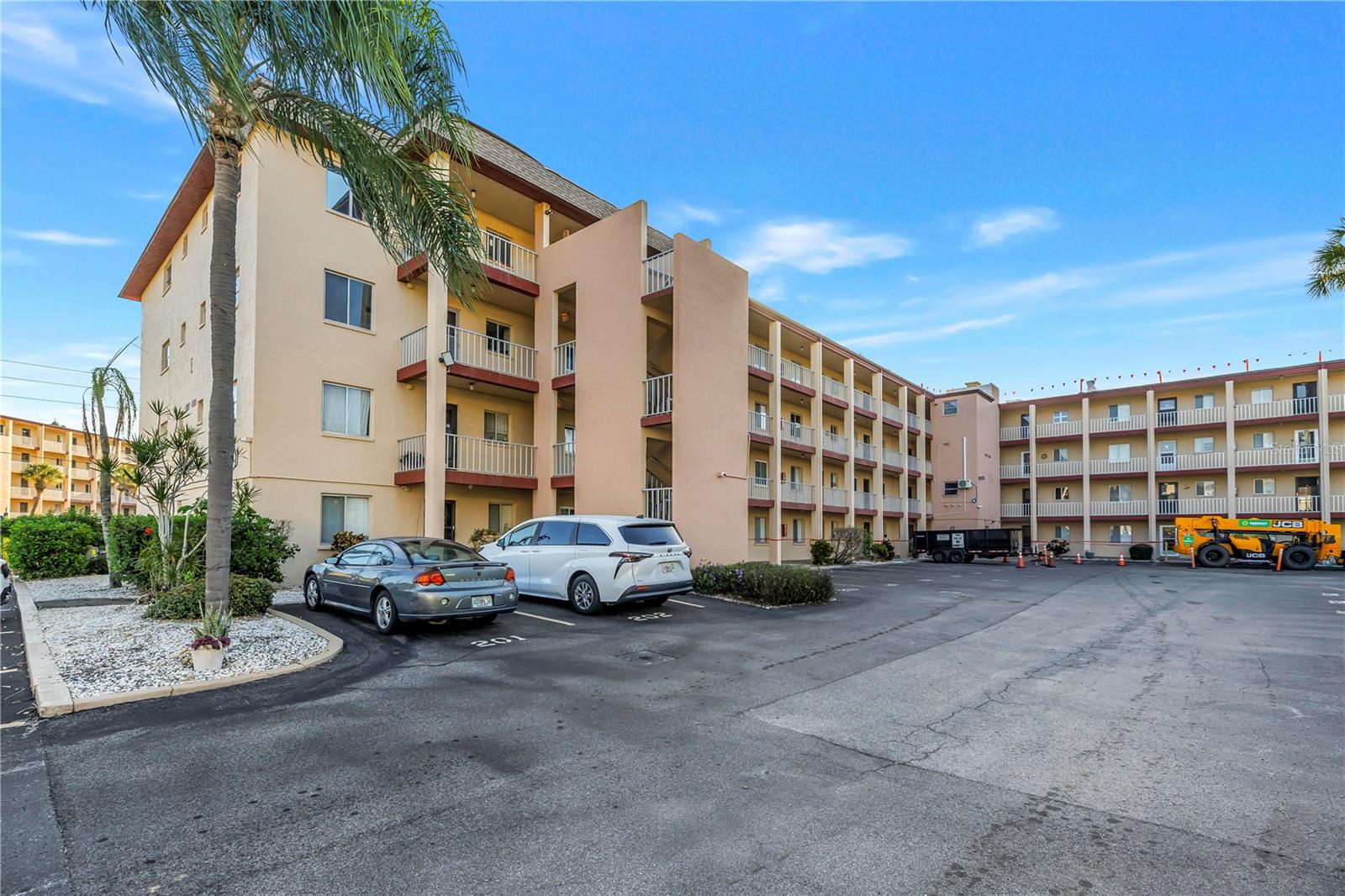 4137 HERON WAY, #204, Bradenton, FL 34205