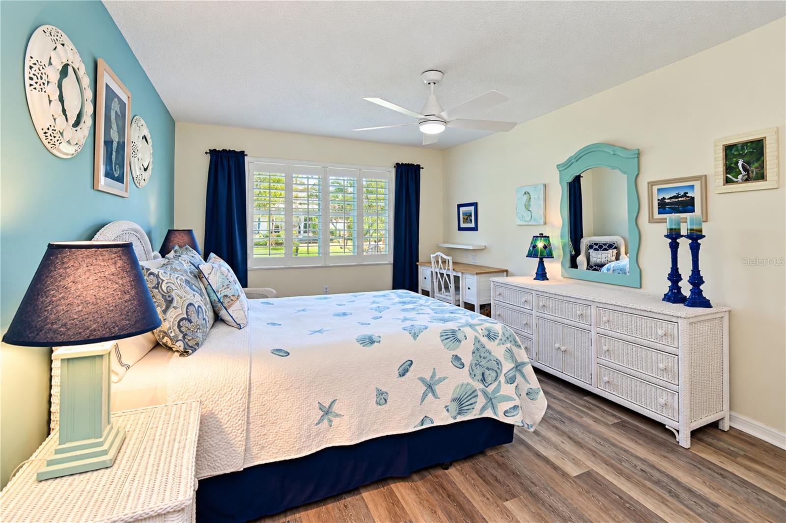 9416 CONCORD CIRCLE, Bradenton, FL 34210