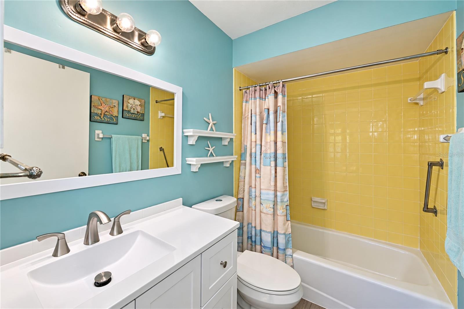 9416 CONCORD CIRCLE, Bradenton, FL 34210