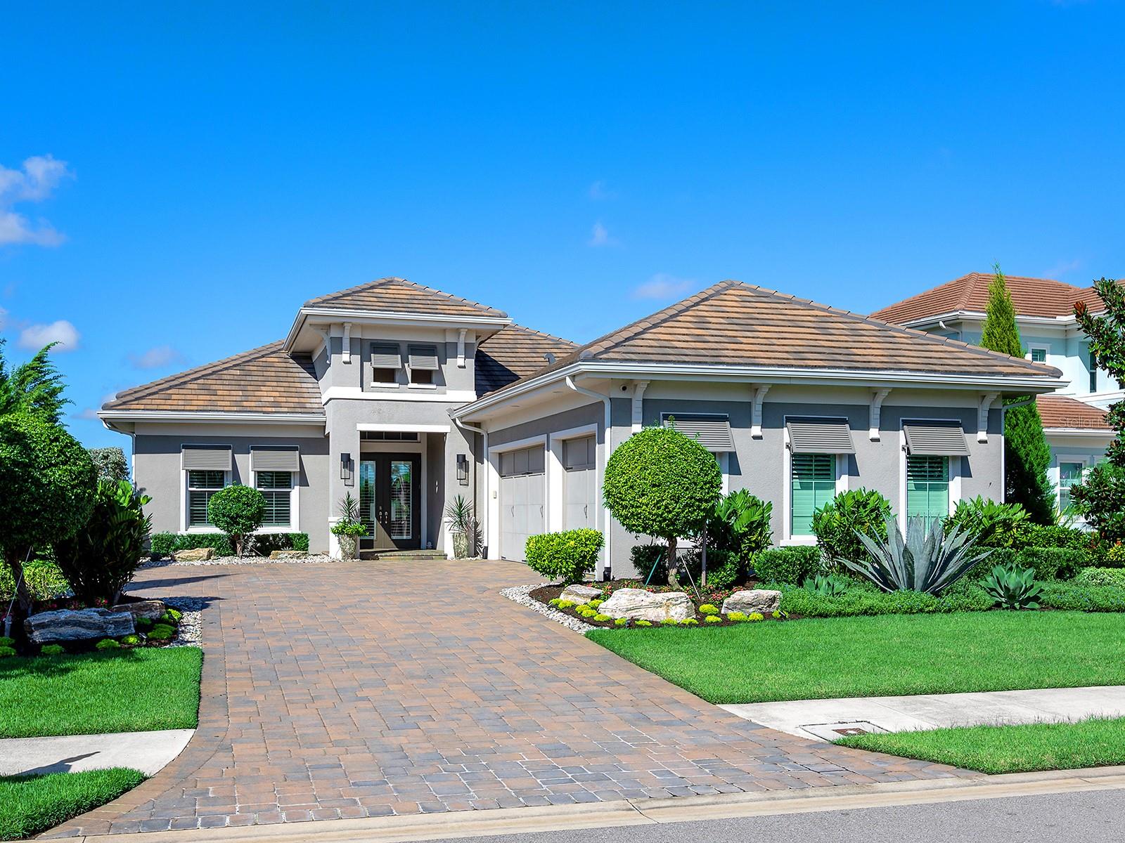 8242 PAVIA WAY, Lakewood Ranch, FL 34202