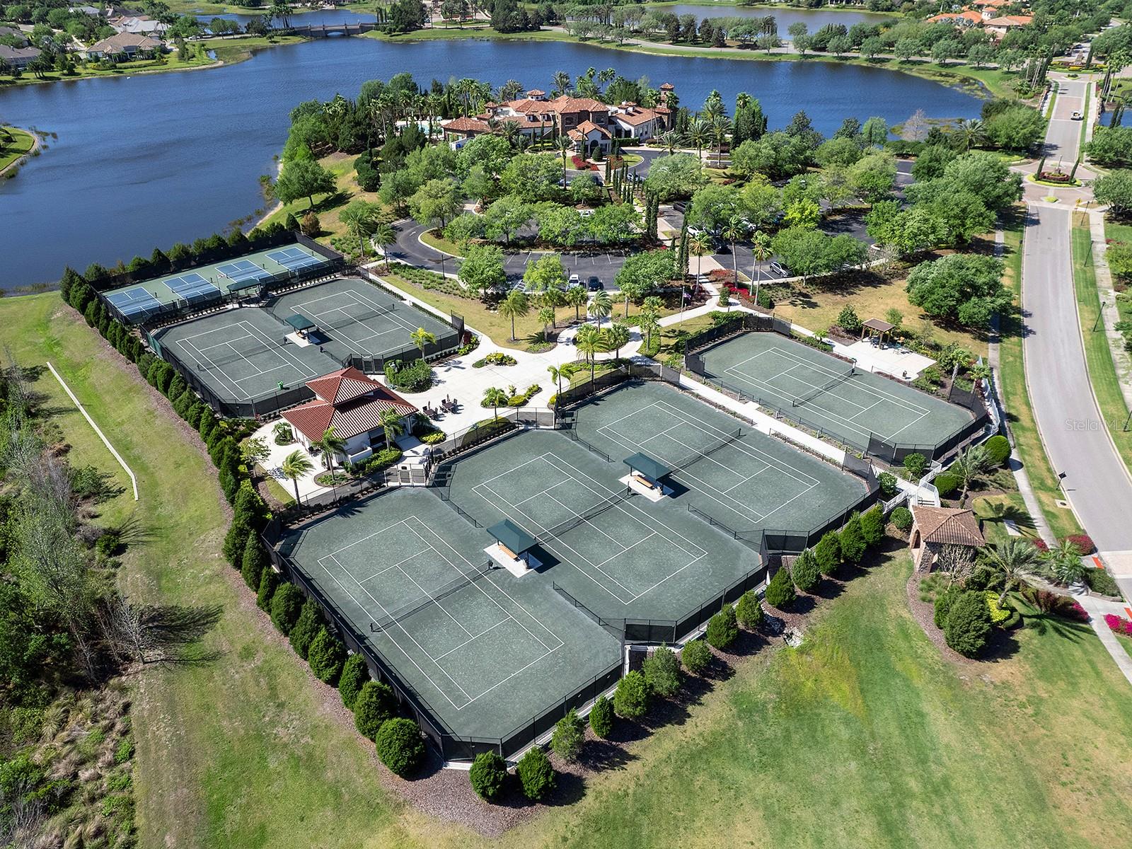 8242 PAVIA WAY, Lakewood Ranch, FL 34202