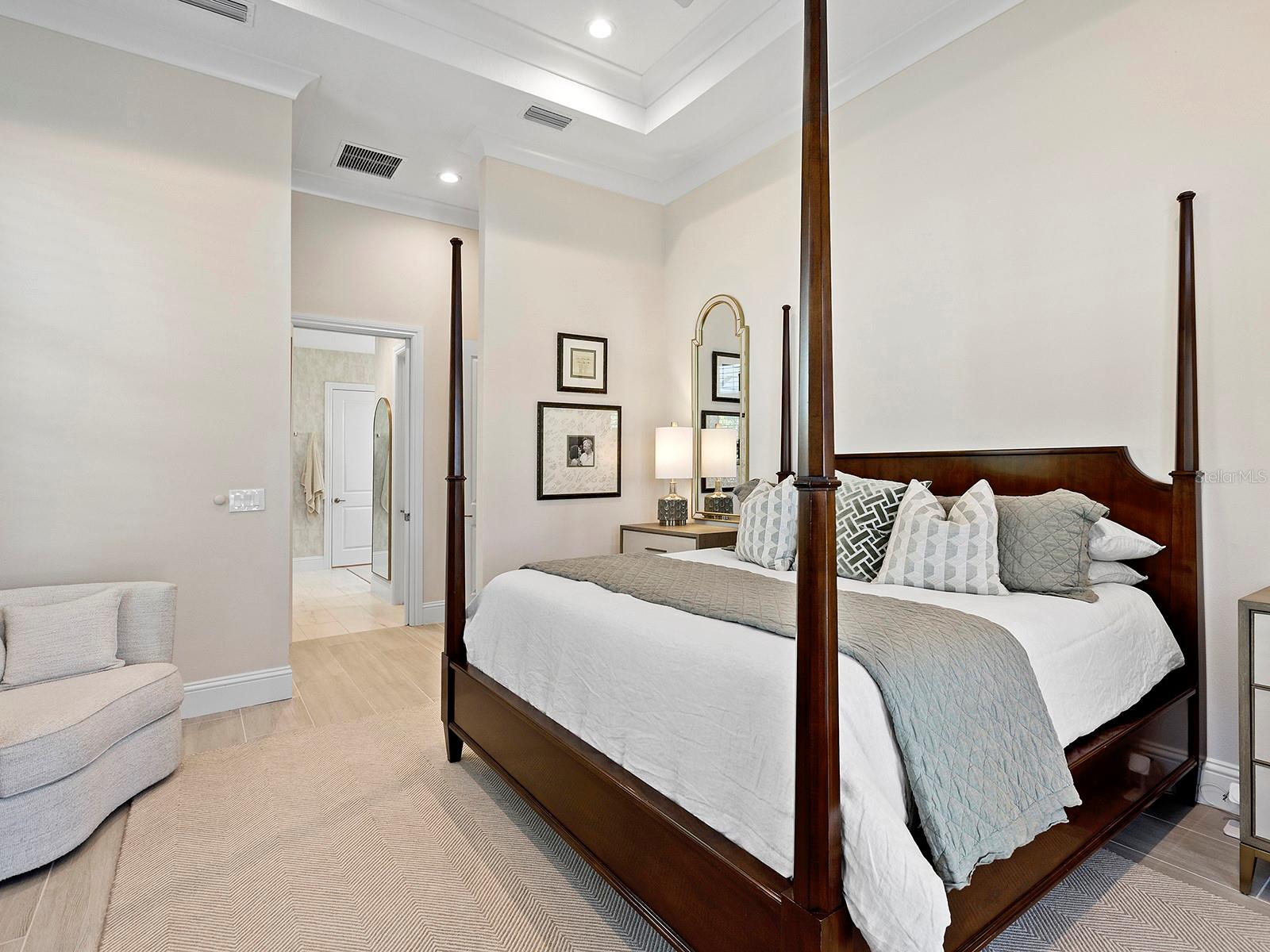 8242 PAVIA WAY, Lakewood Ranch, FL 34202