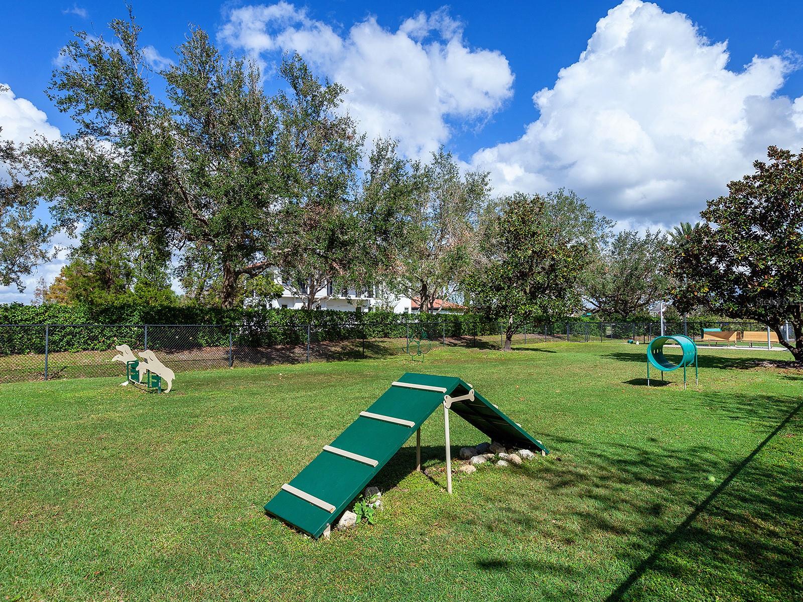 8242 PAVIA WAY, Lakewood Ranch, FL 34202