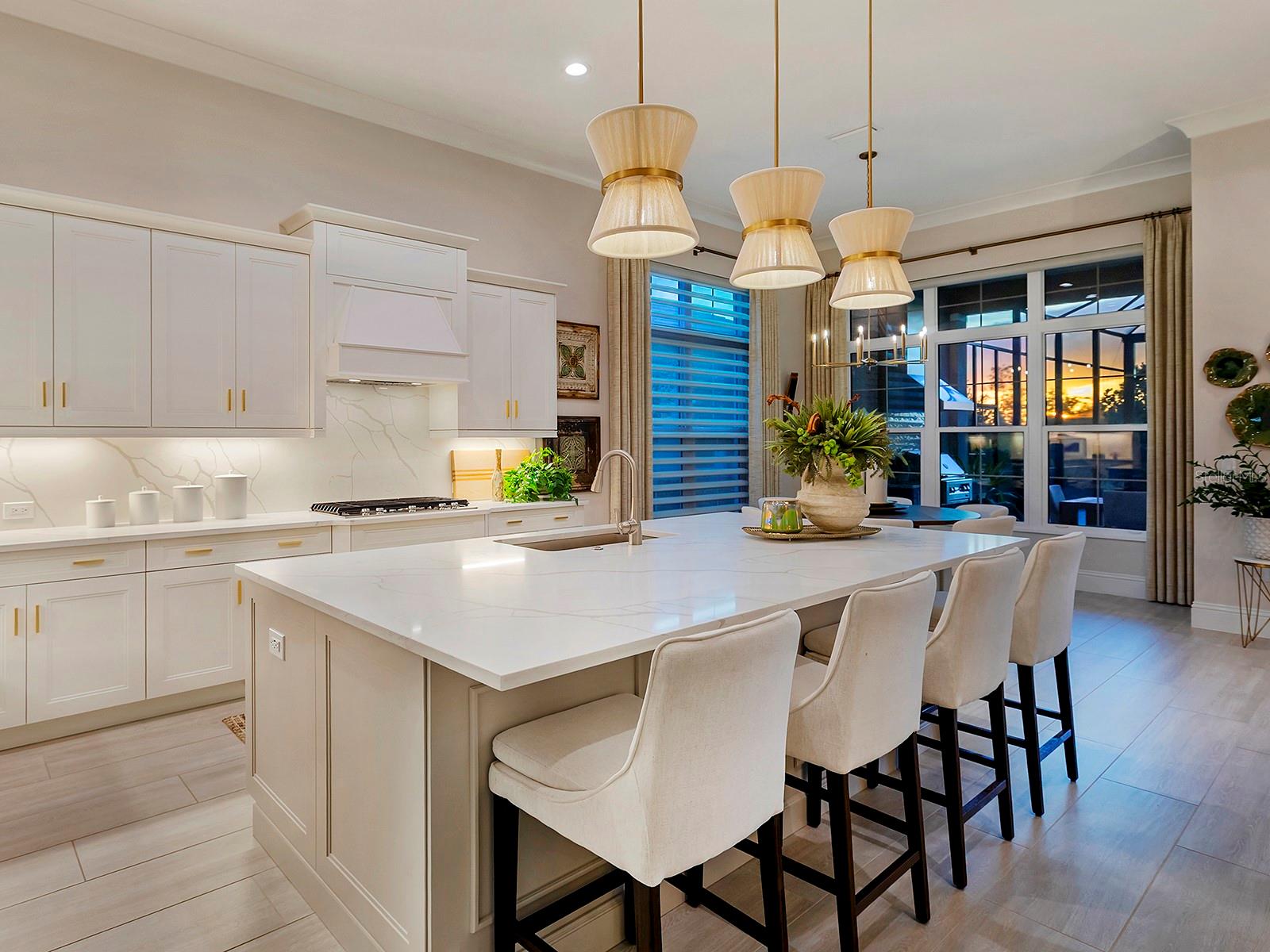 8242 PAVIA WAY, Lakewood Ranch, FL 34202