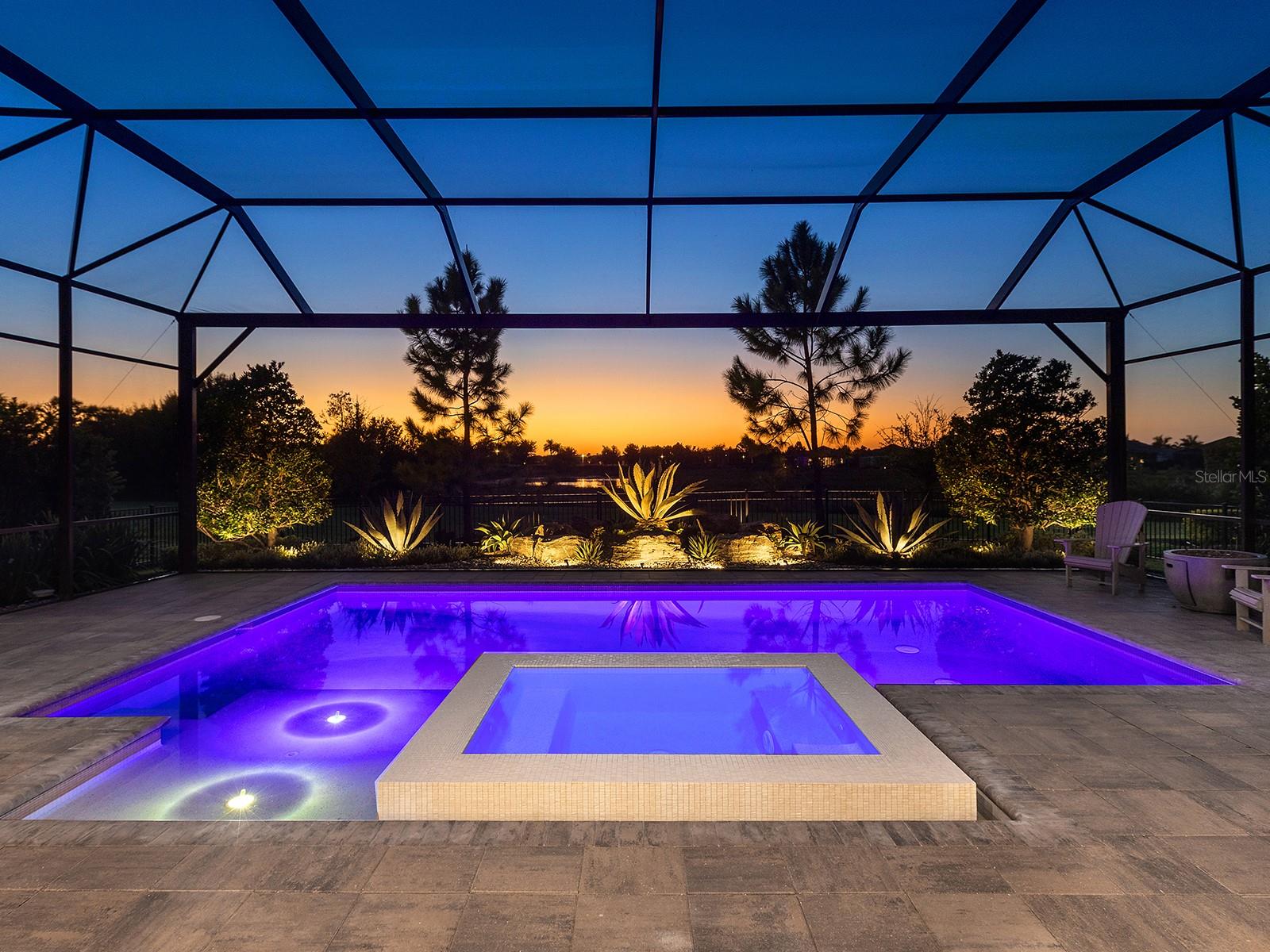 8242 PAVIA WAY, Lakewood Ranch, FL 34202