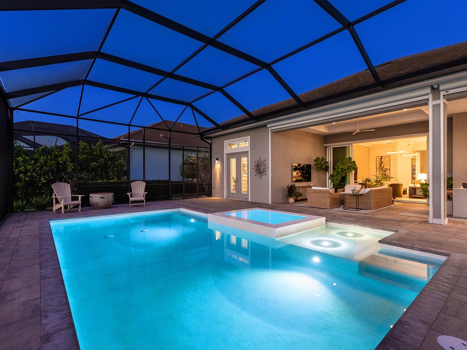 8242 PAVIA WAY, Lakewood Ranch, FL 34202