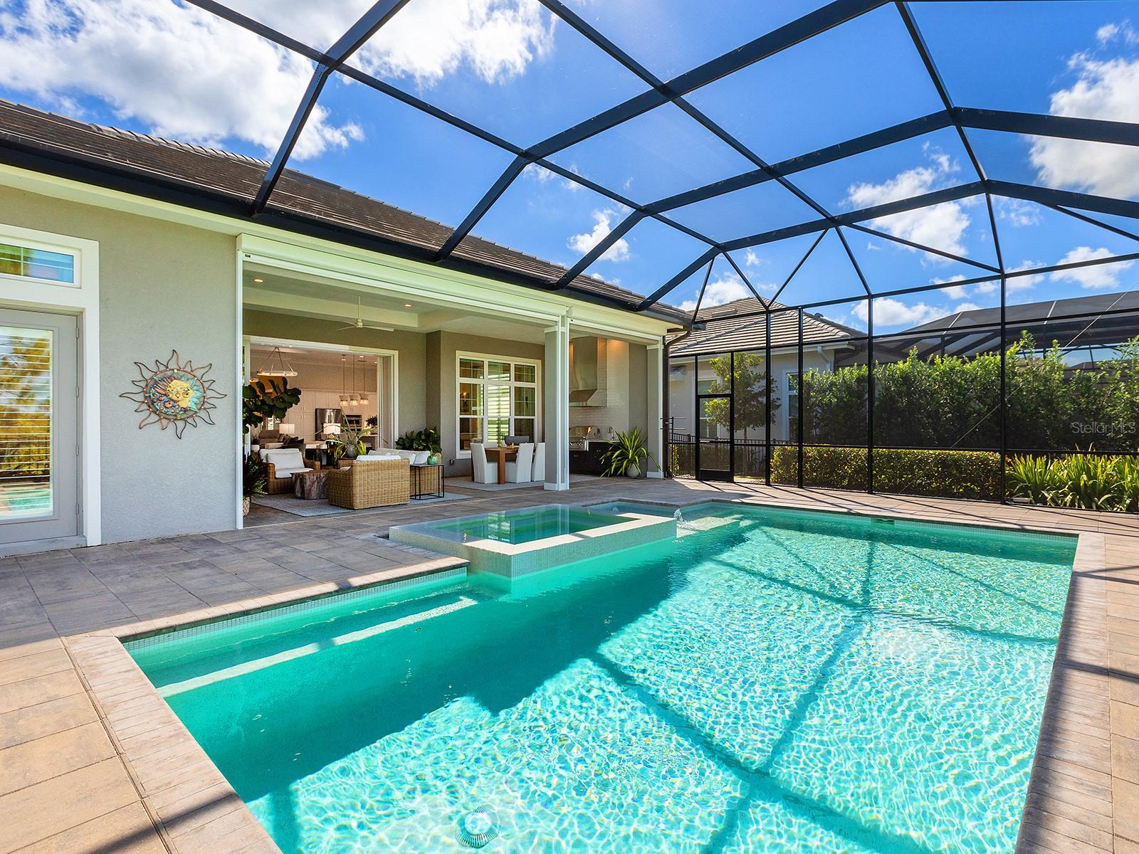 8242 PAVIA WAY, Lakewood Ranch, FL 34202