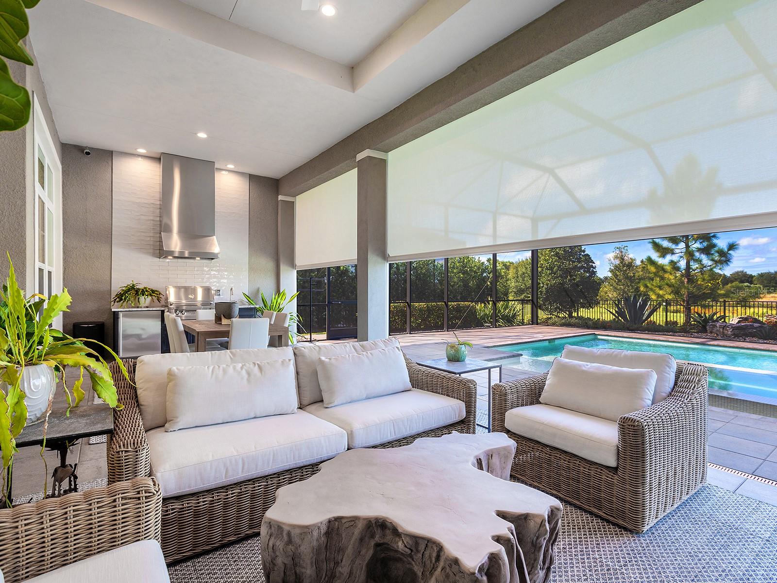 8242 PAVIA WAY, Lakewood Ranch, FL 34202