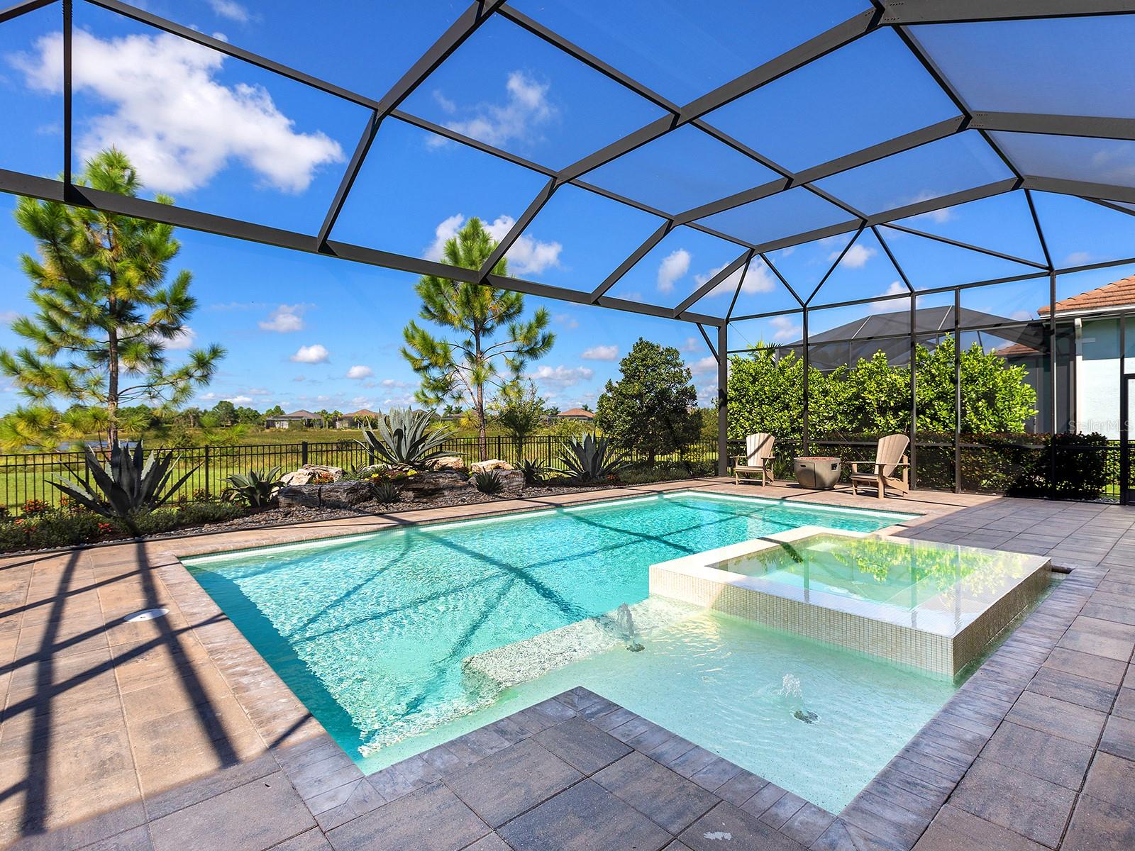 8242 PAVIA WAY, Lakewood Ranch, FL 34202