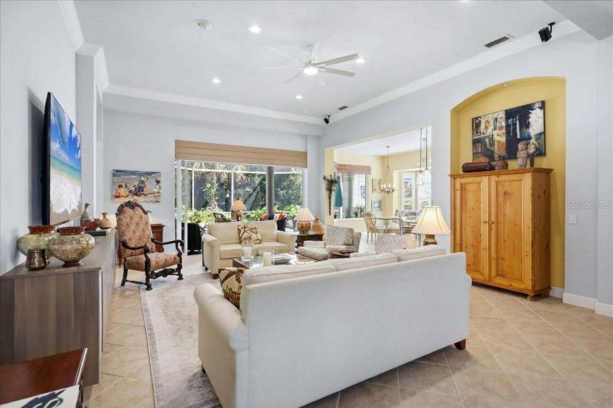 8147 ABINGDON COURT, University Park, FL 34201