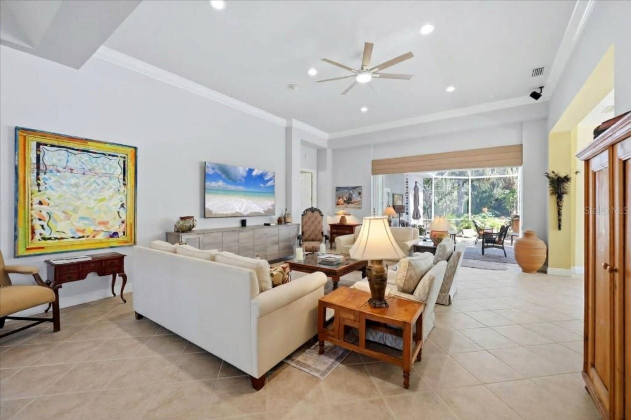 8147 ABINGDON COURT, University Park, FL 34201