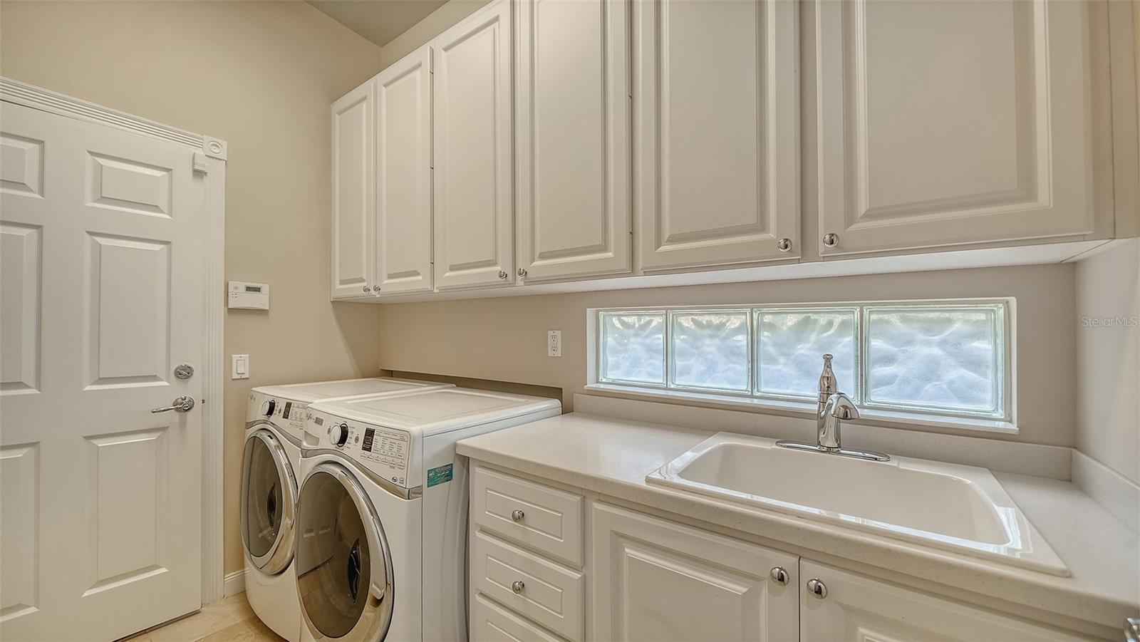 5924 MARIPOSA LANE, Sarasota, FL 34238