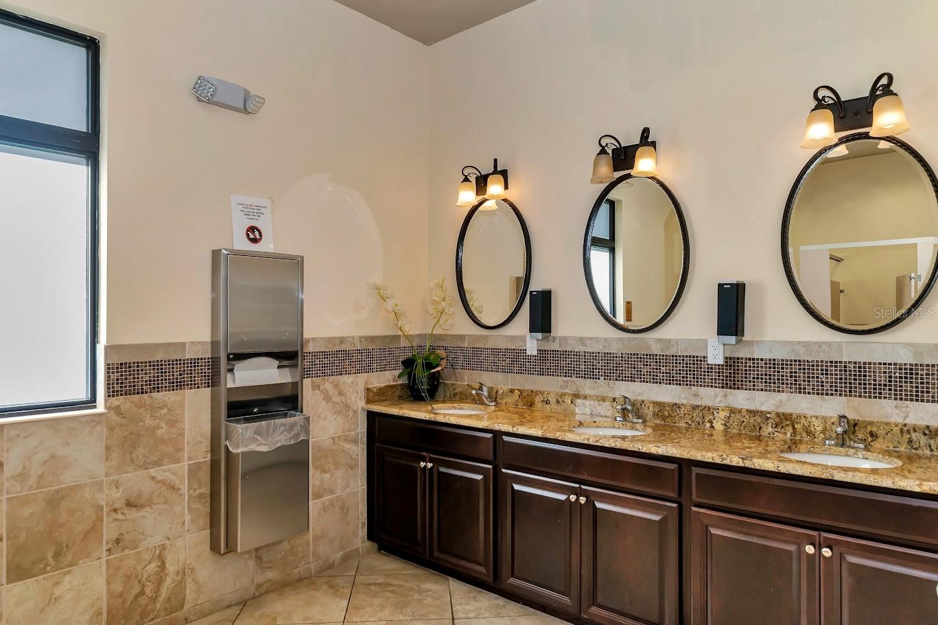 7027 QUIET CREEK DRIVE, Bradenton, FL 34212