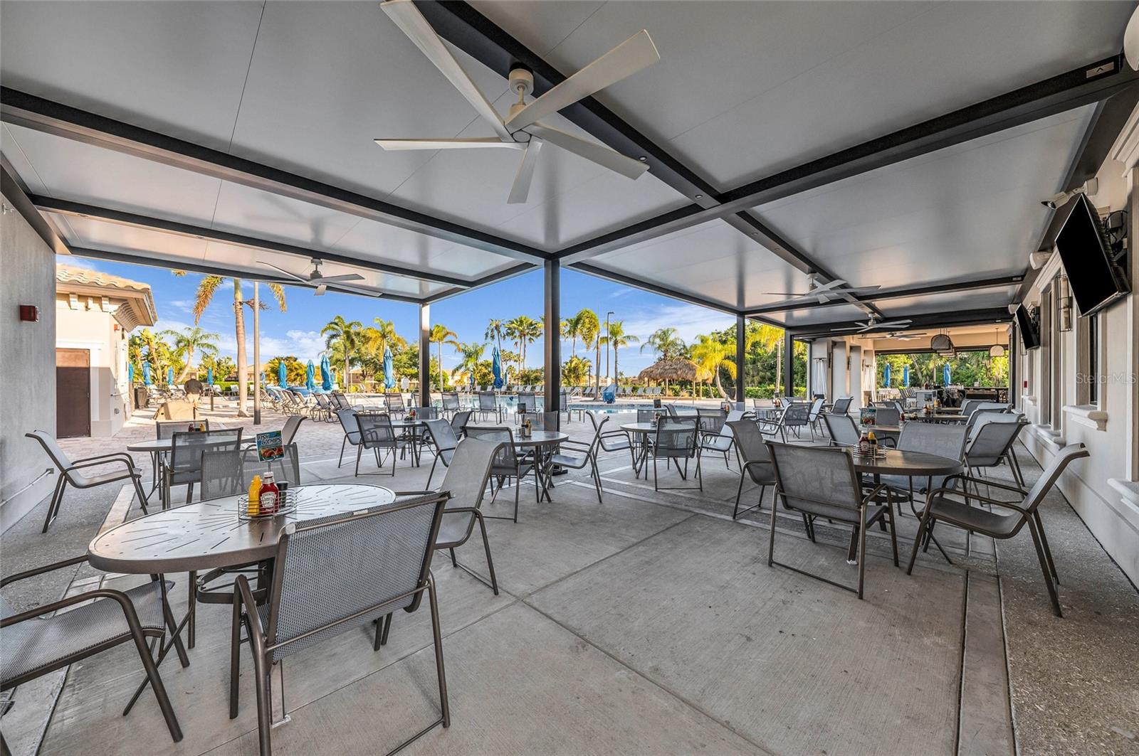 7027 QUIET CREEK DRIVE, Bradenton, FL 34212