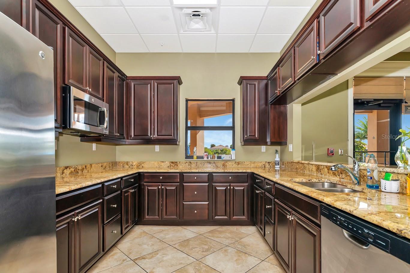 7027 QUIET CREEK DRIVE, Bradenton, FL 34212