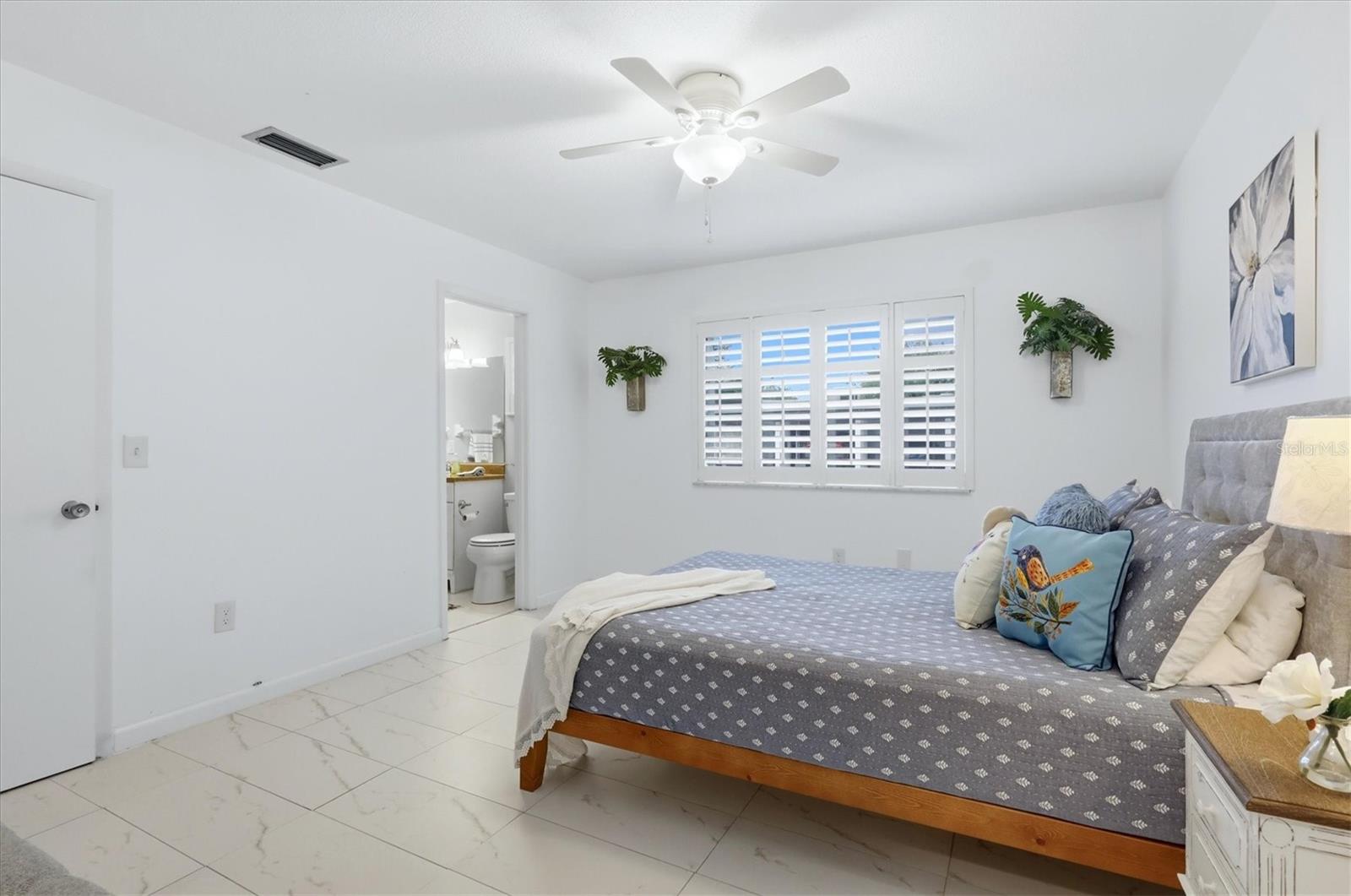 3978 OVERLOOK BEND TERRACE, #25, Sarasota, FL 34232