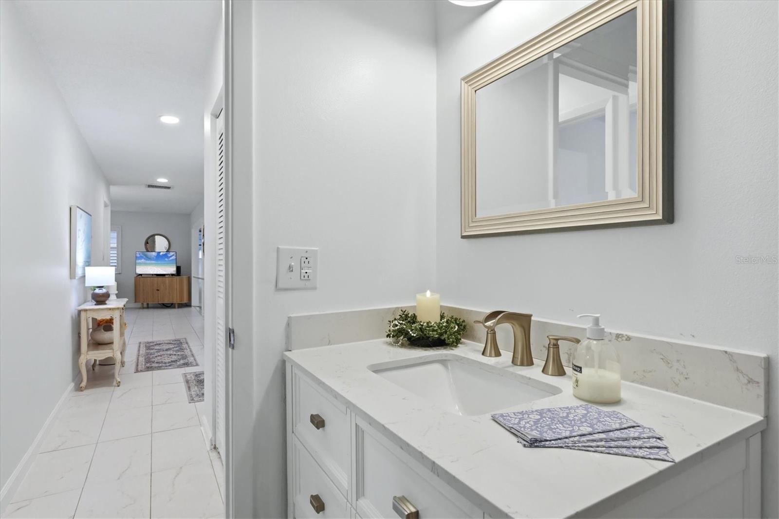 3978 OVERLOOK BEND TERRACE, #25, Sarasota, FL 34232