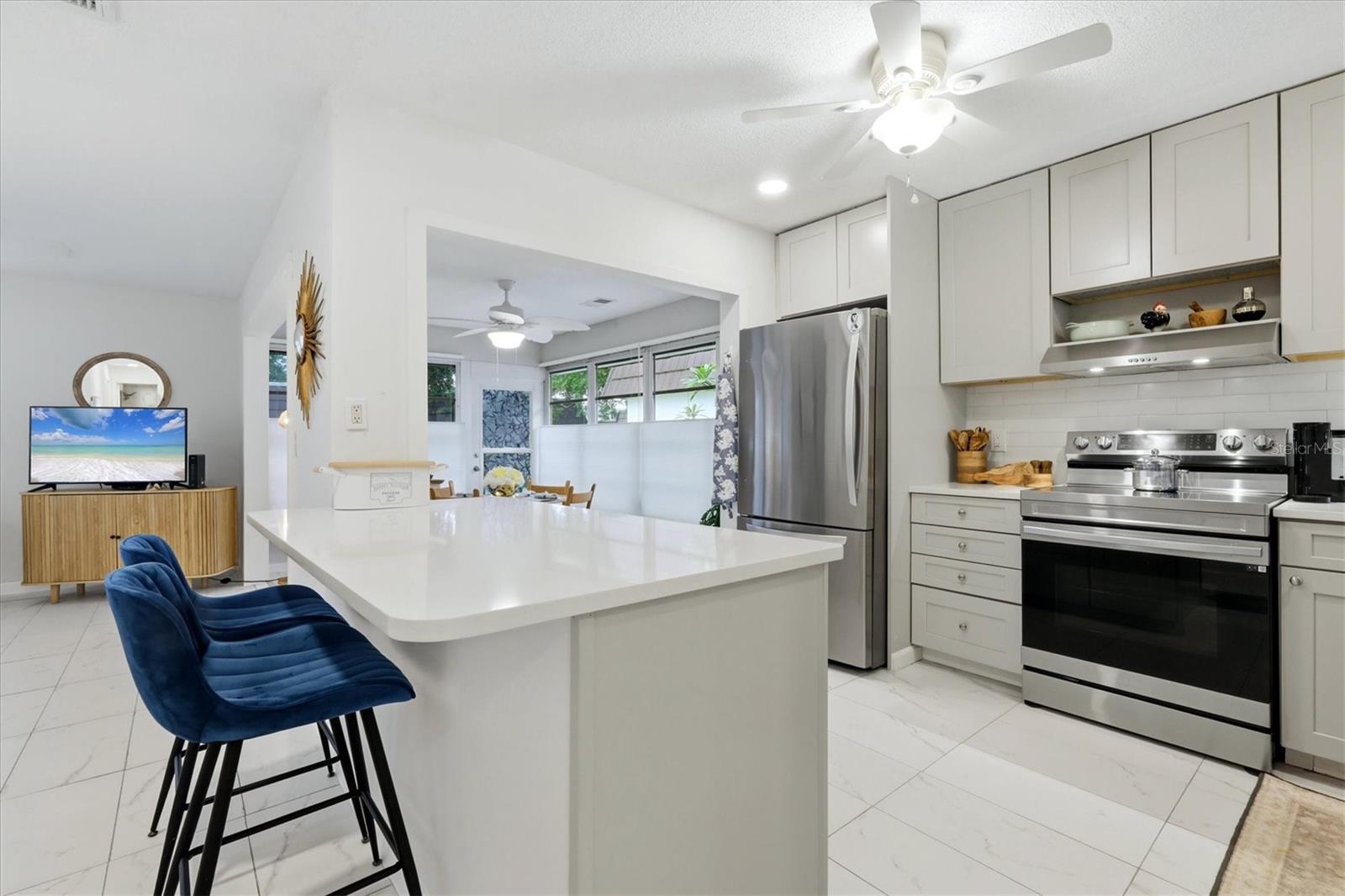 3978 OVERLOOK BEND TERRACE, #25, Sarasota, FL 34232