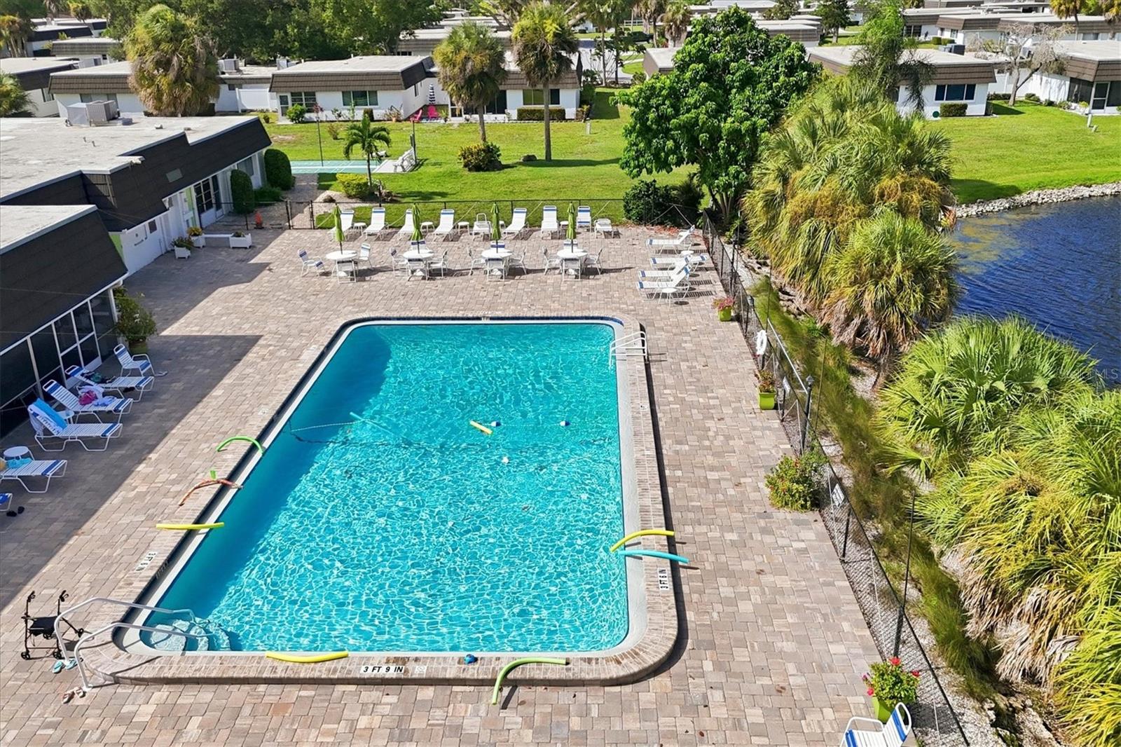 3978 OVERLOOK BEND TERRACE, #25, Sarasota, FL 34232