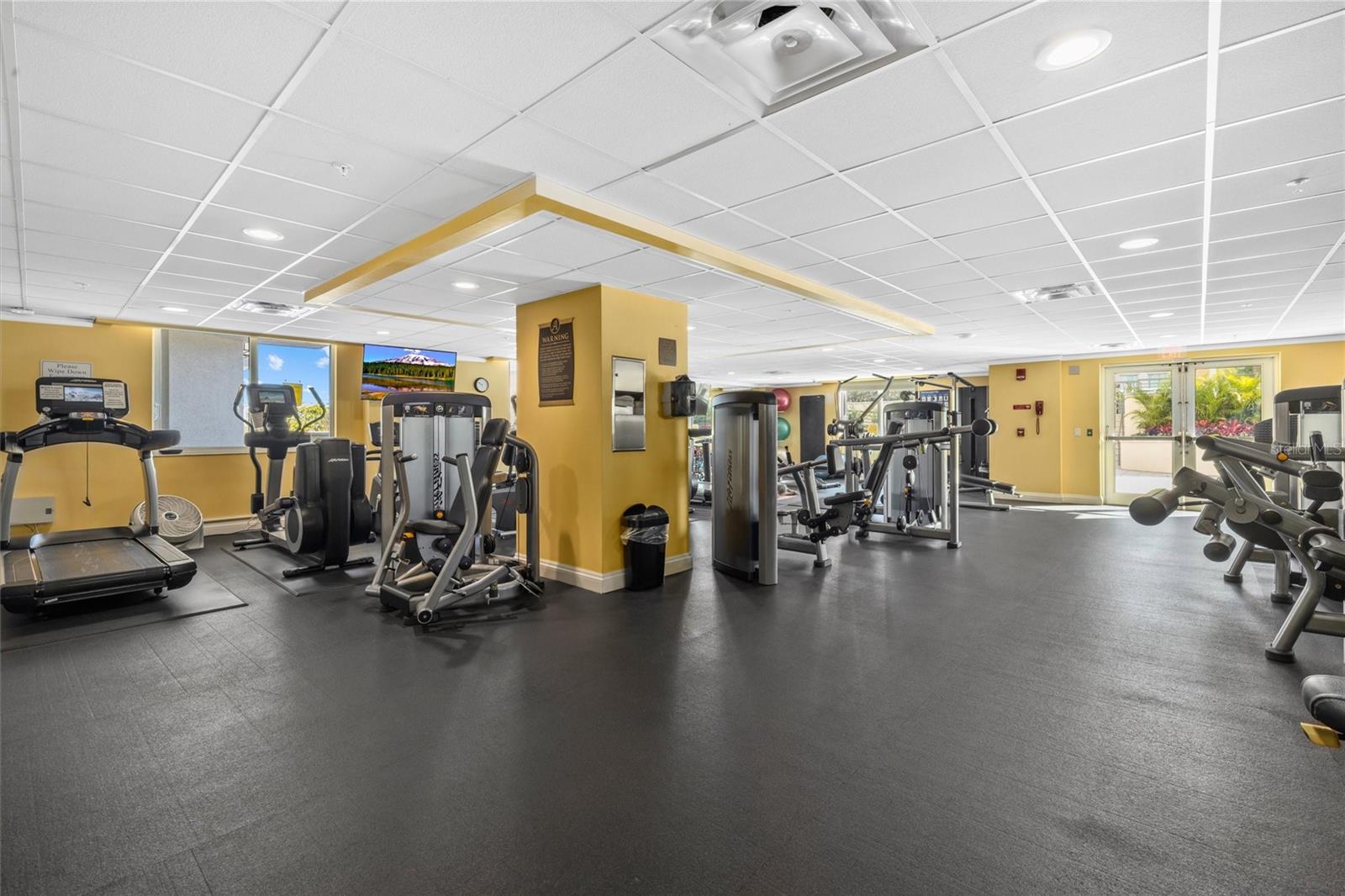 800 N TAMIAMI TRAIL, #103, Sarasota, FL 34236