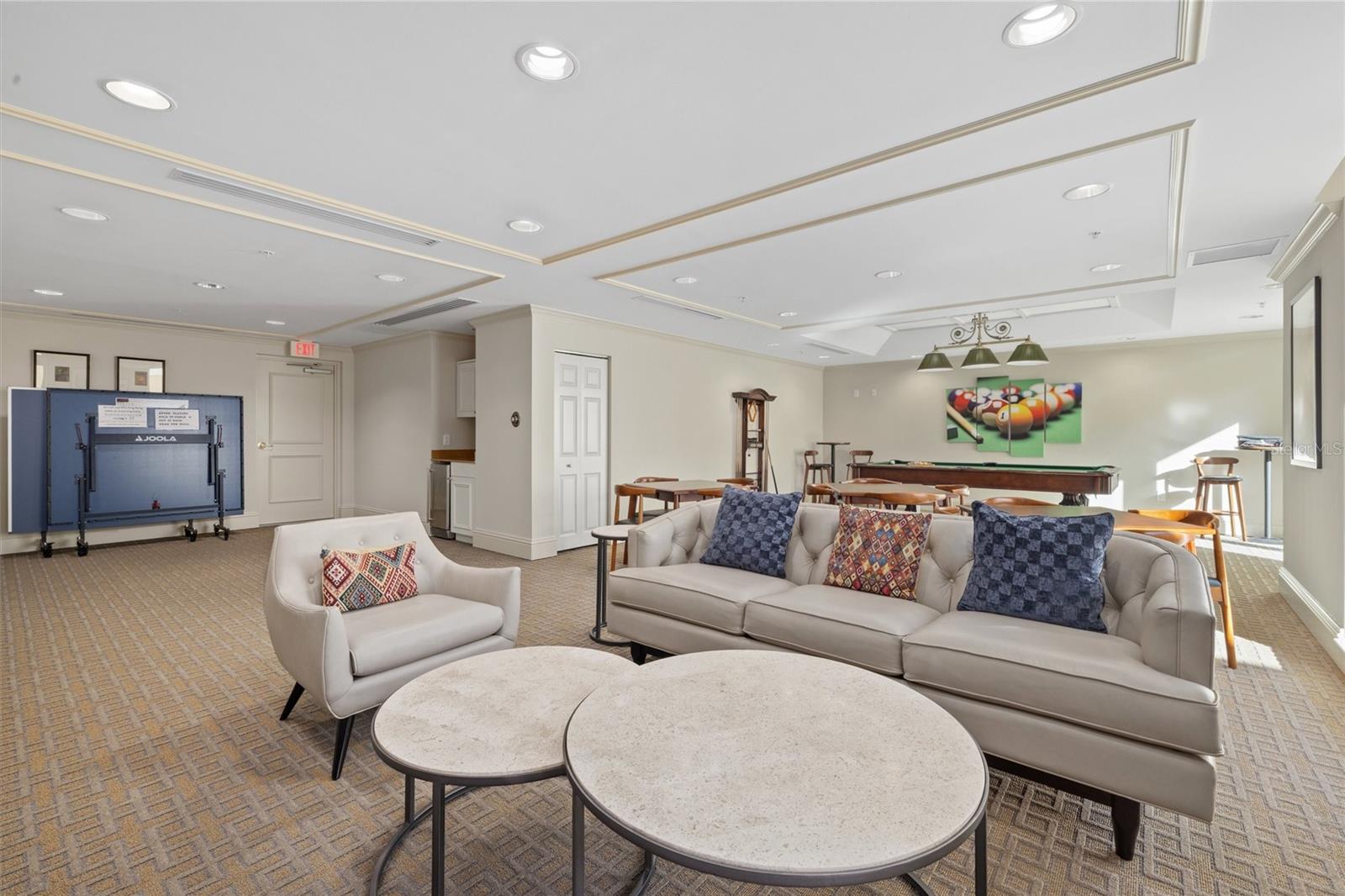 800 N TAMIAMI TRAIL, #103, Sarasota, FL 34236