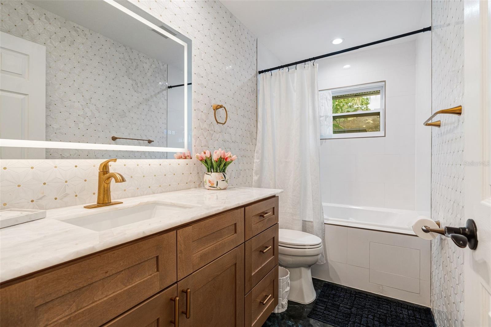 4864 HAWKSHEAD PARK, Sarasota, FL 34241