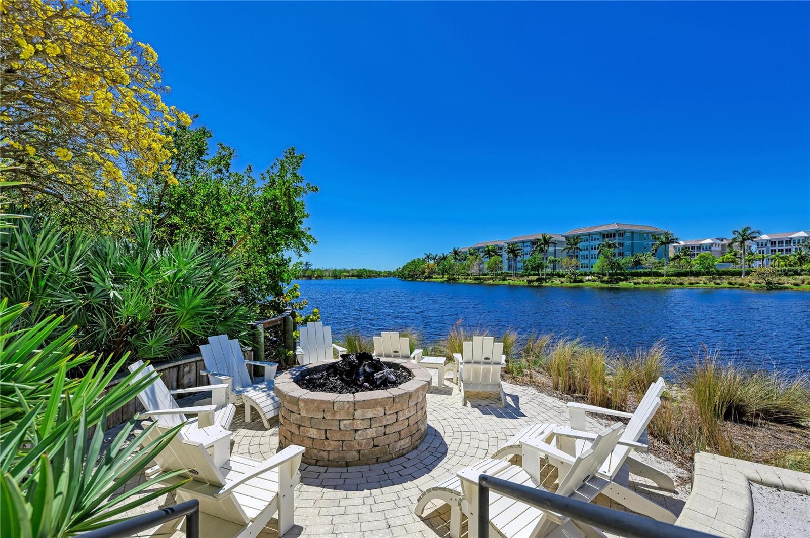 280 SAINT LUCIA DRIVE, #202, Bradenton, FL 34209
