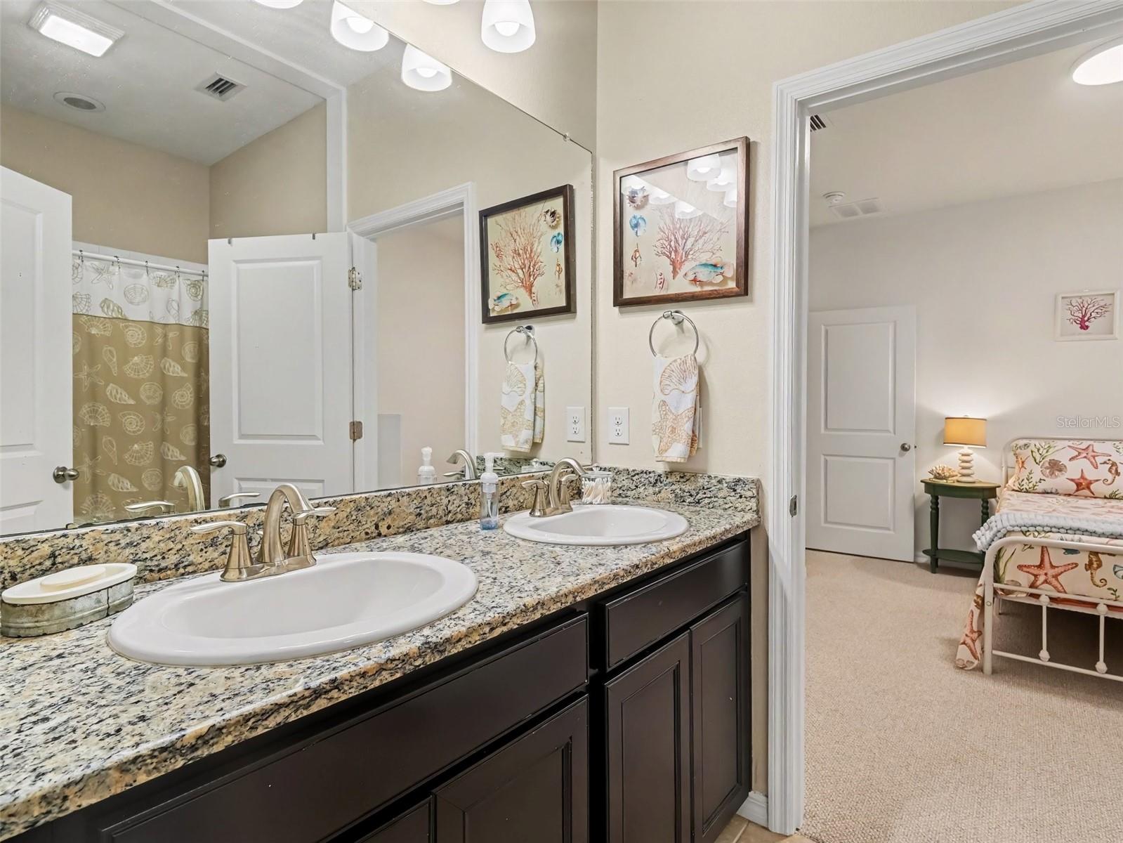 6466 DEVESTA LOOP, Palmetto, FL 34221