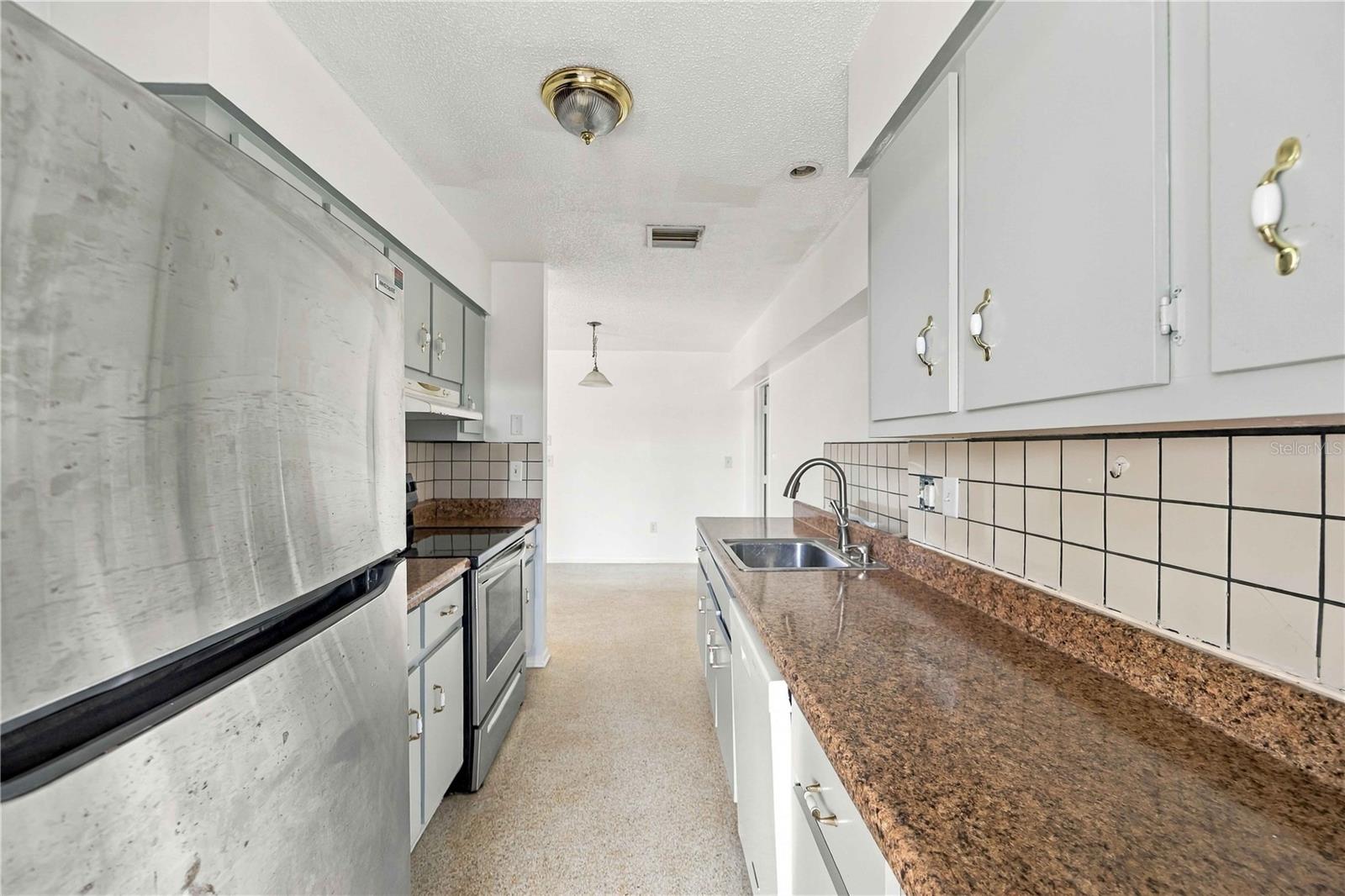 4331 S BISCAYNE DRIVE, North Port, FL 34287